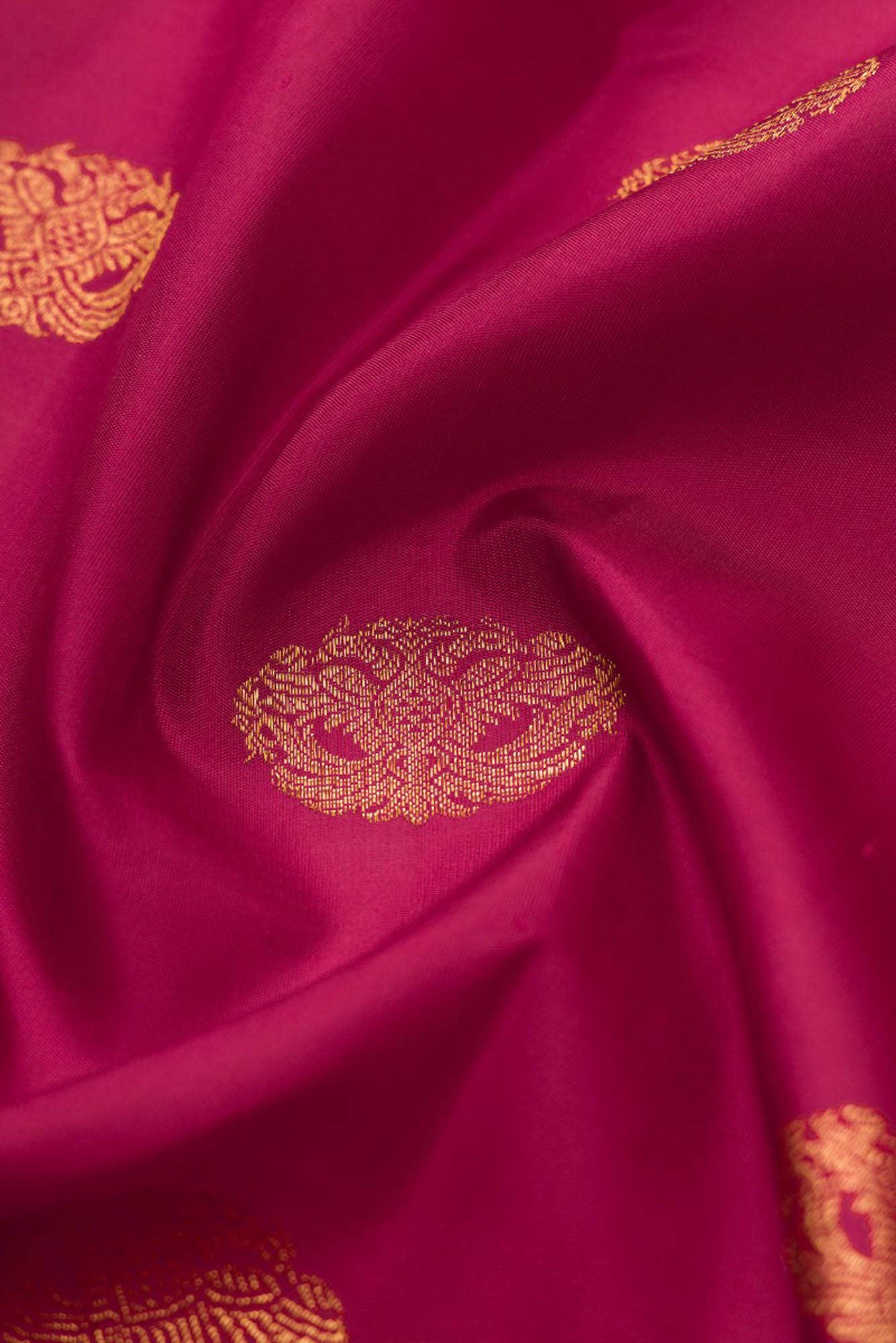 Gandaberunda-Red Kanchipuram Silk Saree