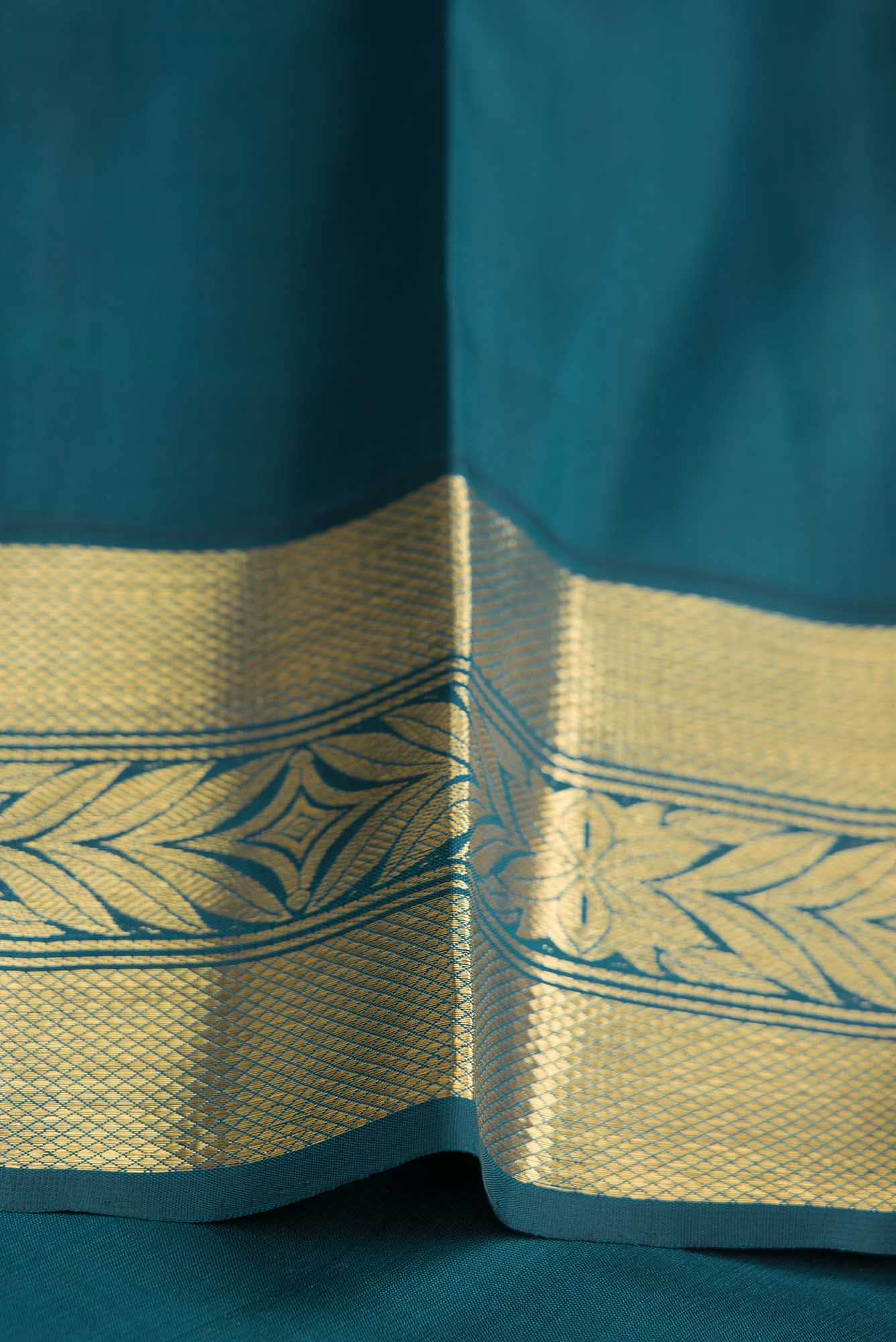 Malligai-Peach Kanchipuram Silk Saree