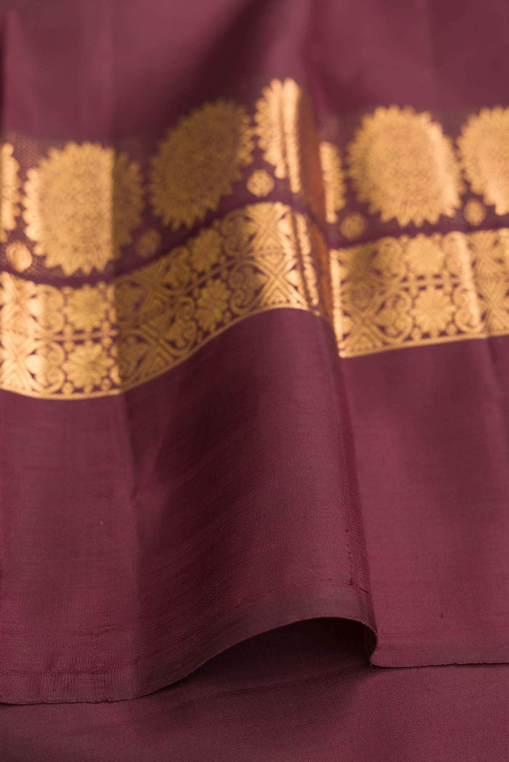 Jadainagam-Red Kanchipuram Silk Saree