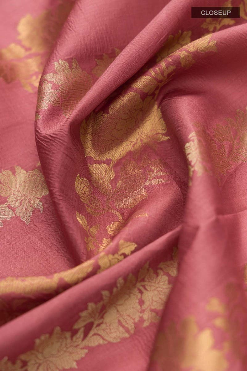 Jasmine Janeman- Coral Banarasi Silk Saree