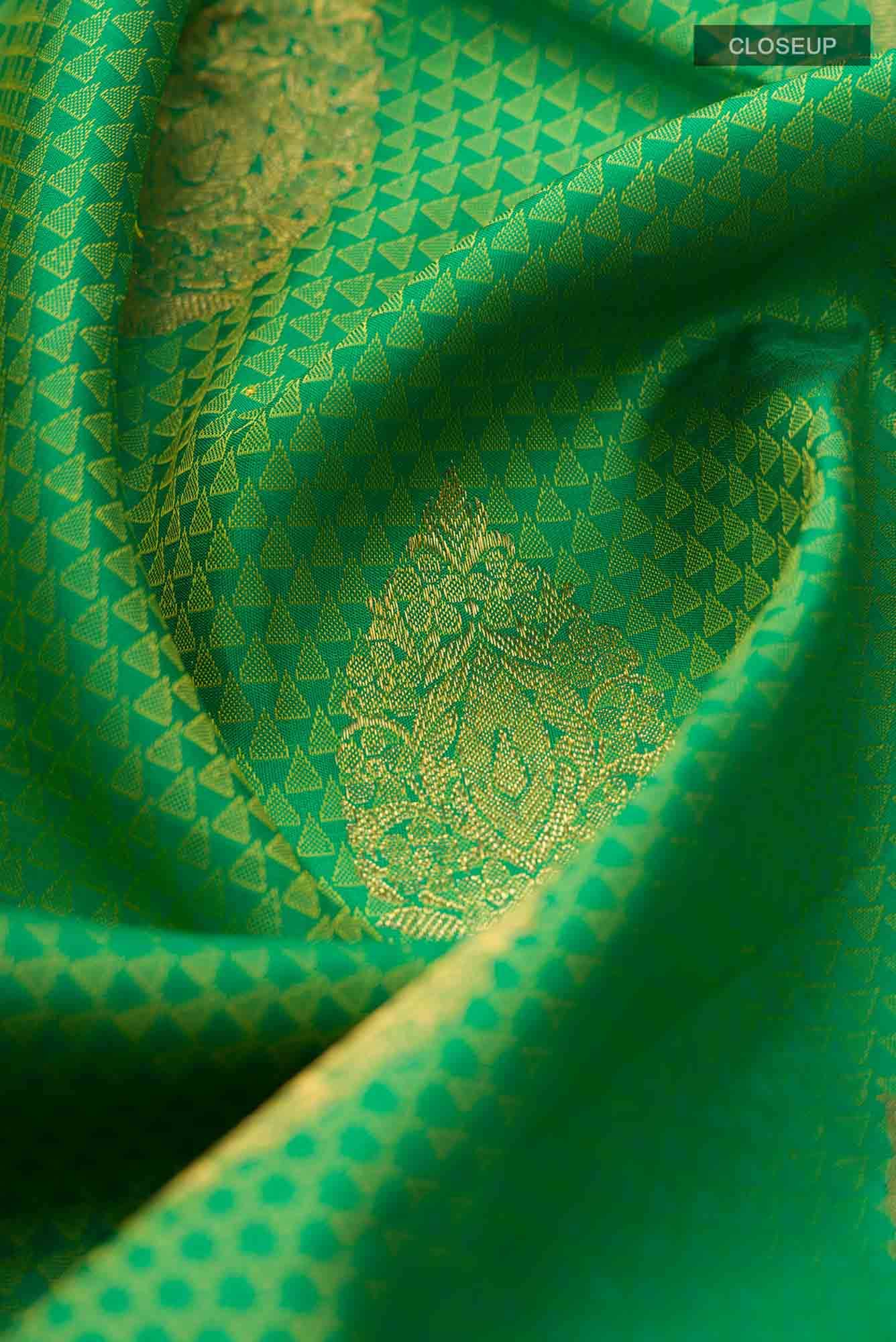 Green Dual Tone Kanchipuram Silk Saree