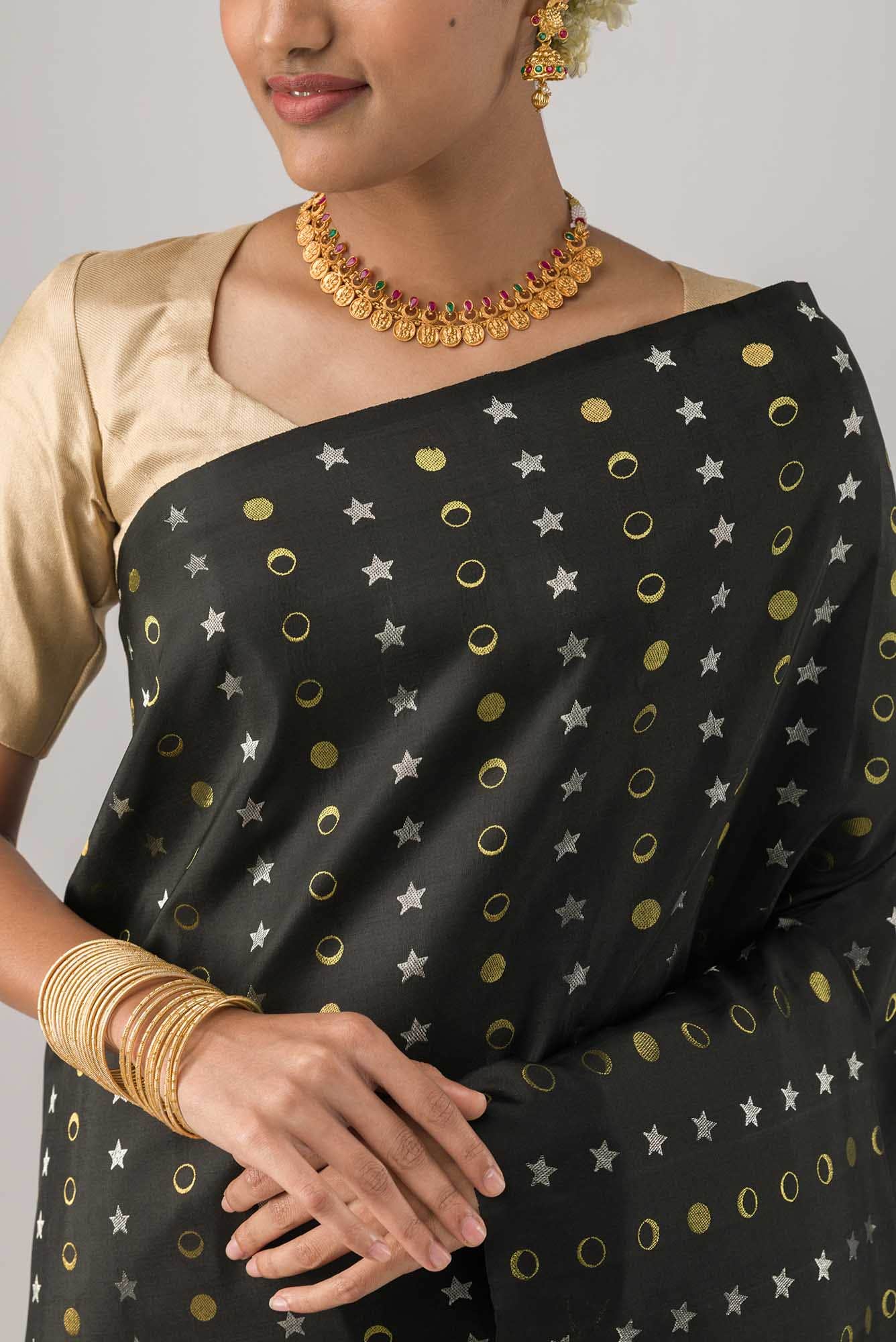 Dakshinayana-Black Kanchipuram Silk Saree