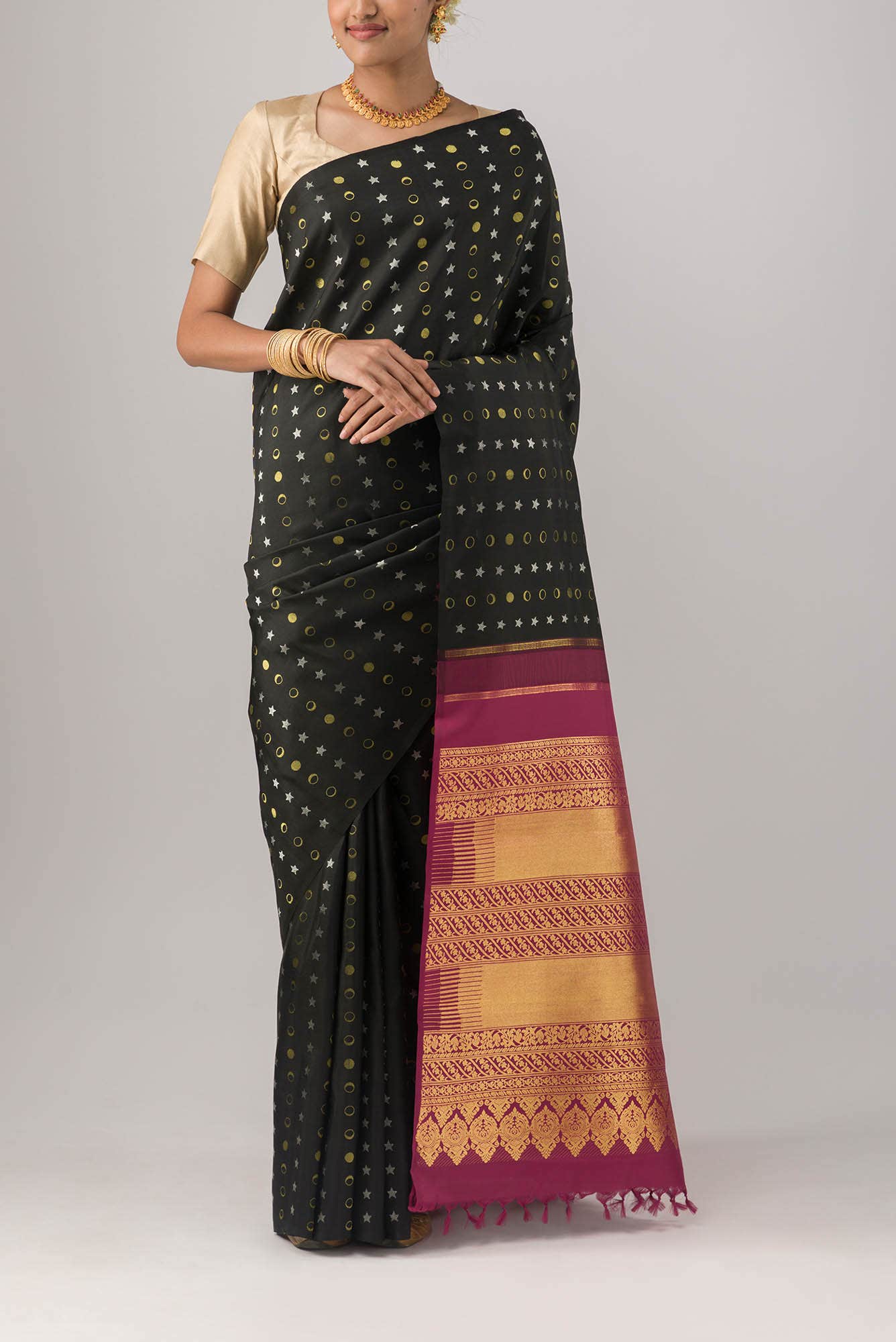 Dakshinayana-Black Kanchipuram Silk Saree