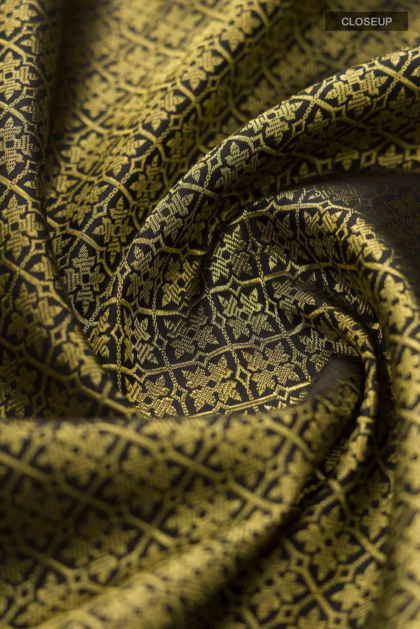 Athanagudi-Black Kanchipuram Silk Saree