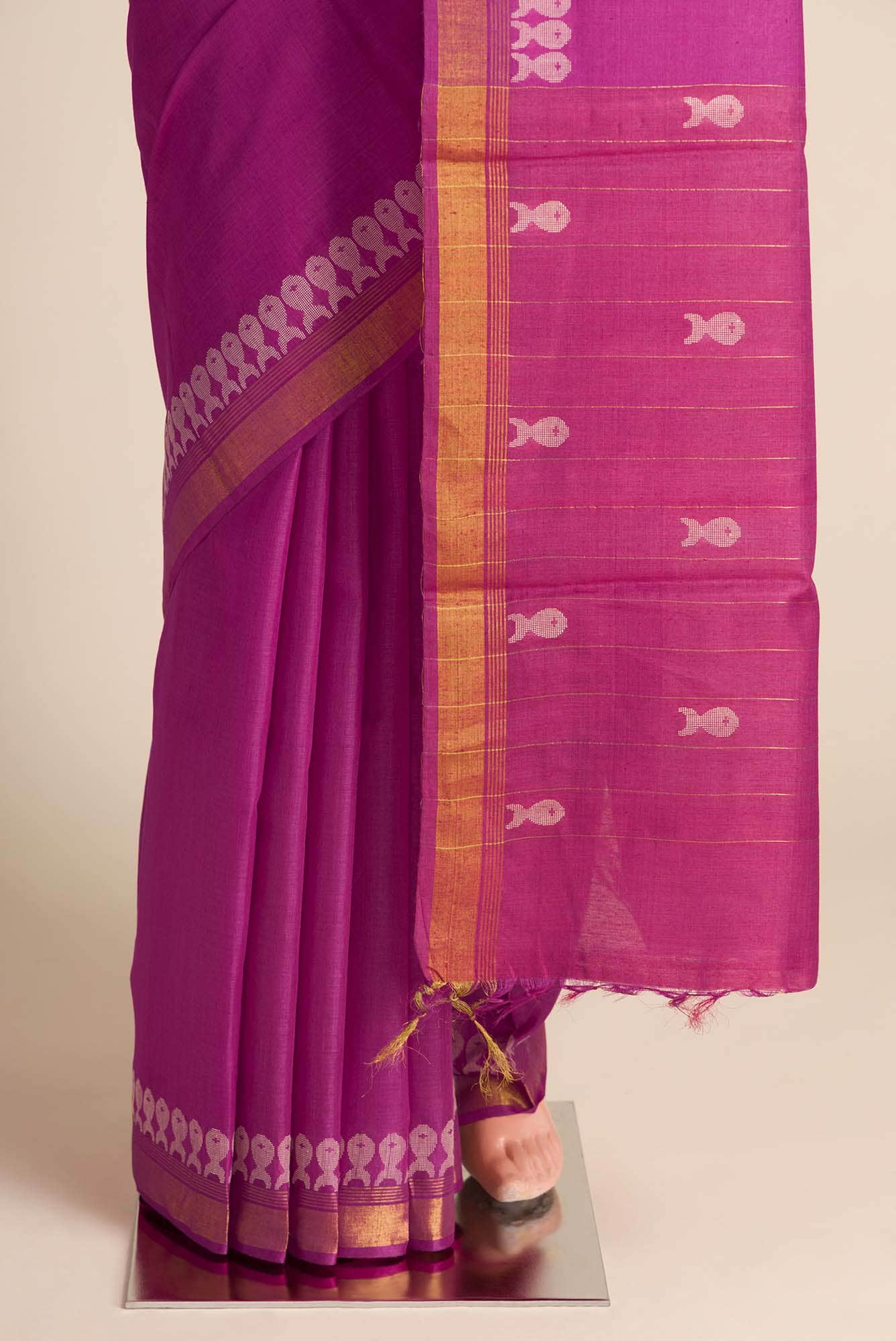 Pisces in Paris-Magenta Bhagalpuri Tussar Silk Saree