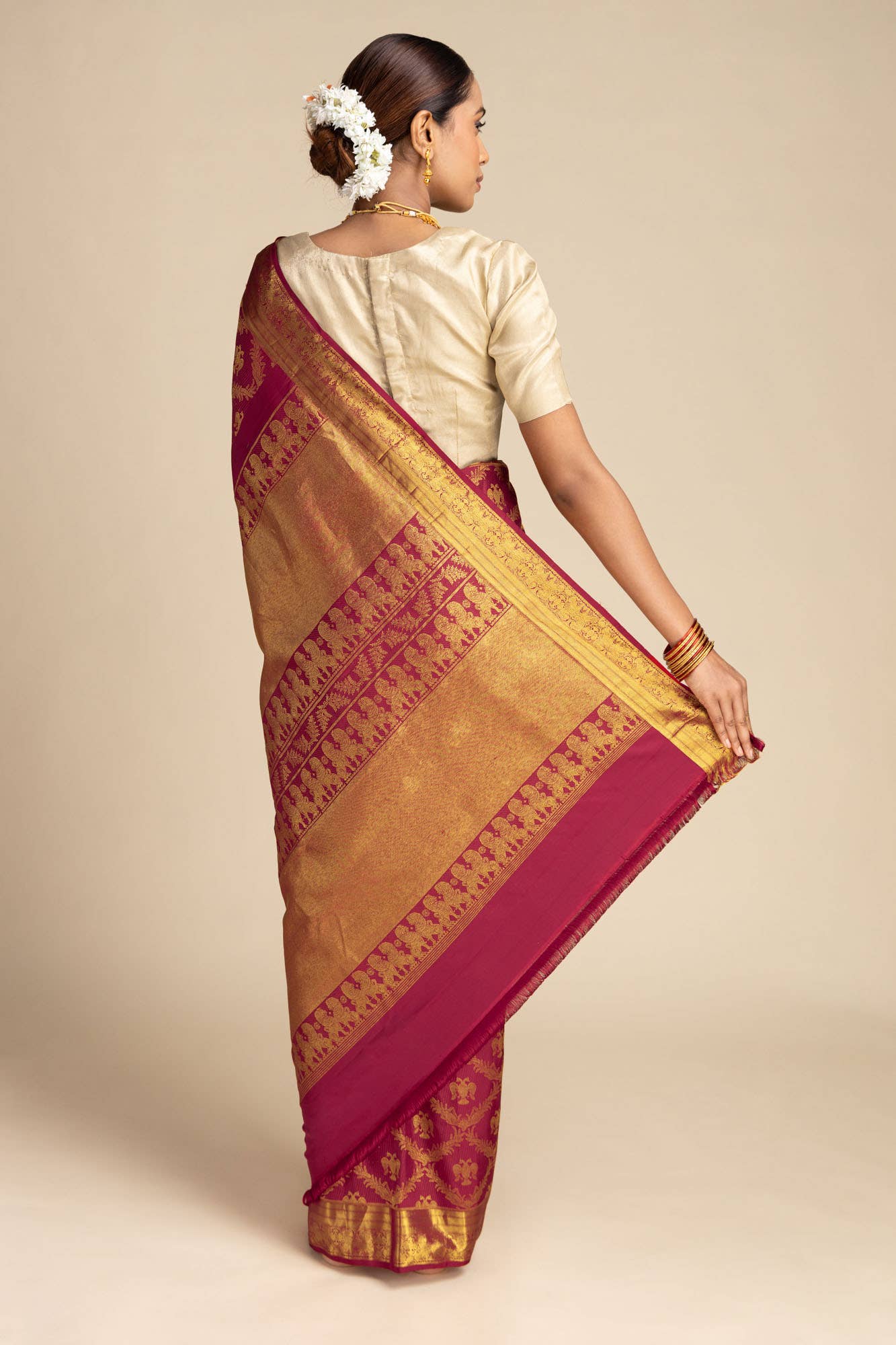 Veeravali-Maroon Kanchipuram Silk Saree