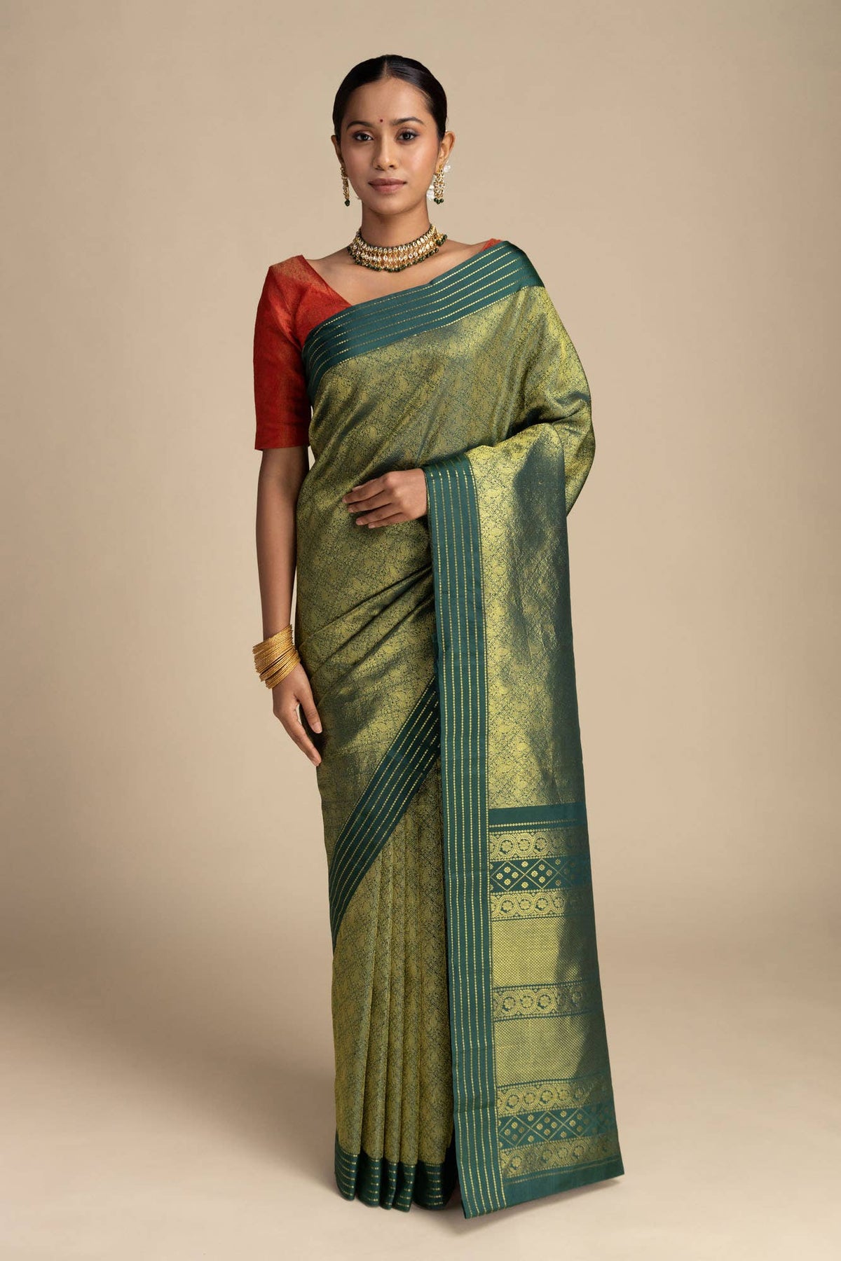 Maangai-Bottle Green Kanchipuram Silk Saree