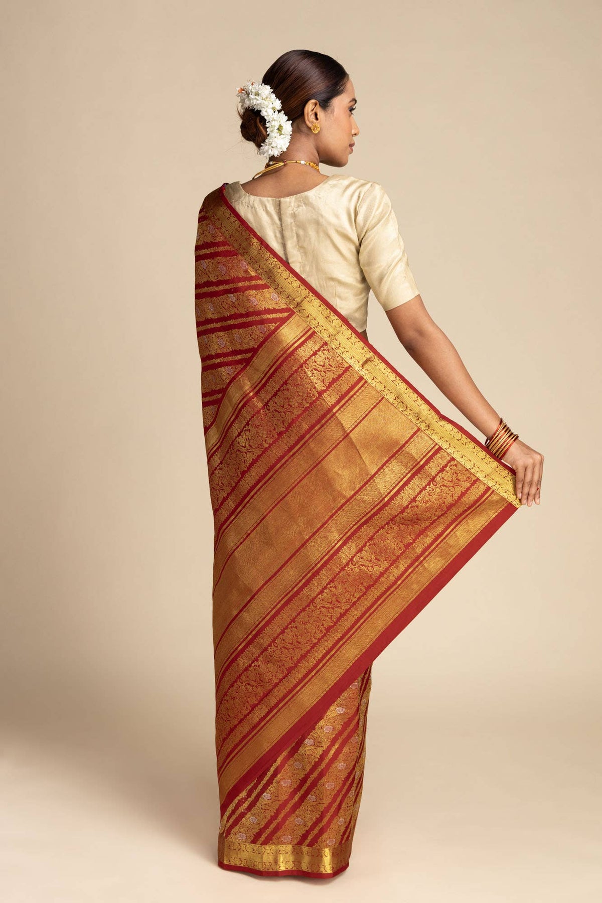 Rohini-Red Kanchipuram Silk Saree