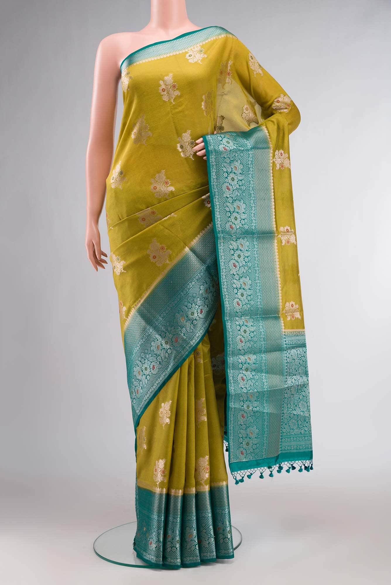 Green Banarasi Silk Saree with contrast zari border