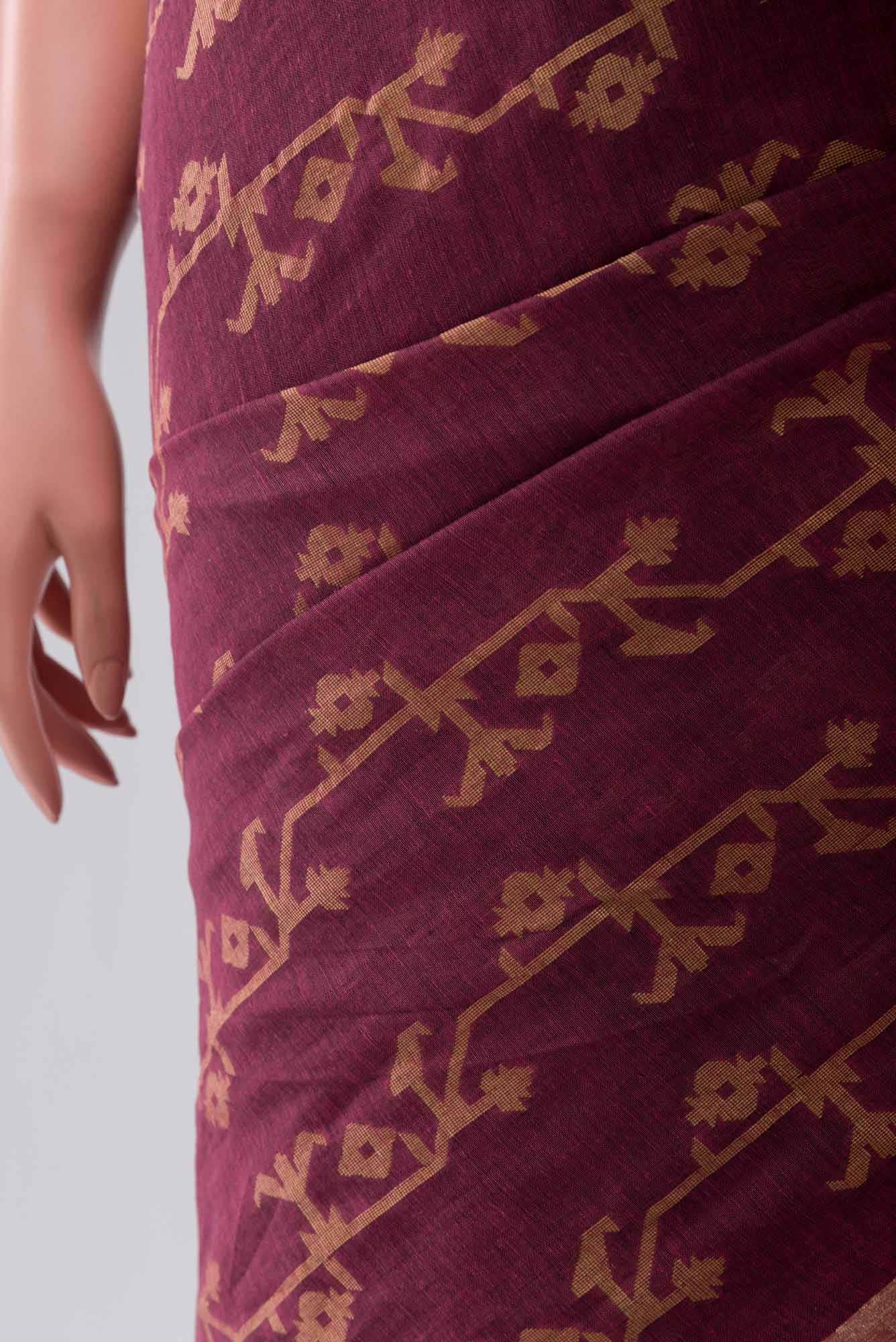 Kadambini-Burgundy Bengal Cotton saree