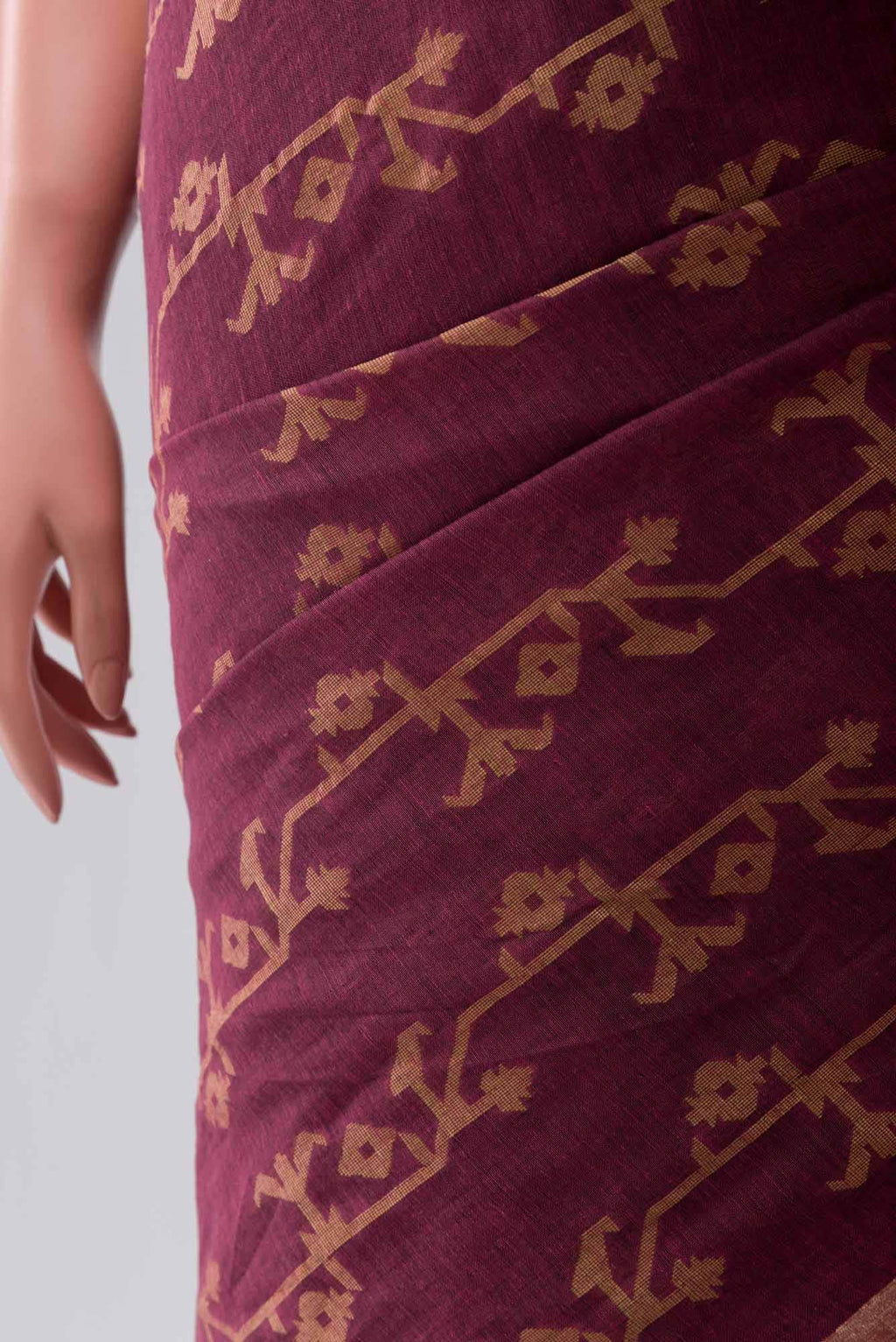 Kadambini-Burgundy Bengal Cotton saree