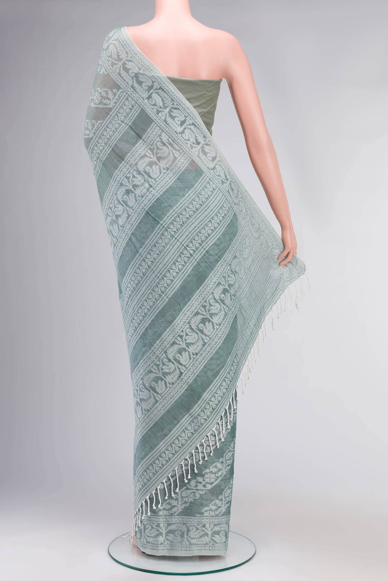 Hansika-Sage Green Bengal Cotton saree