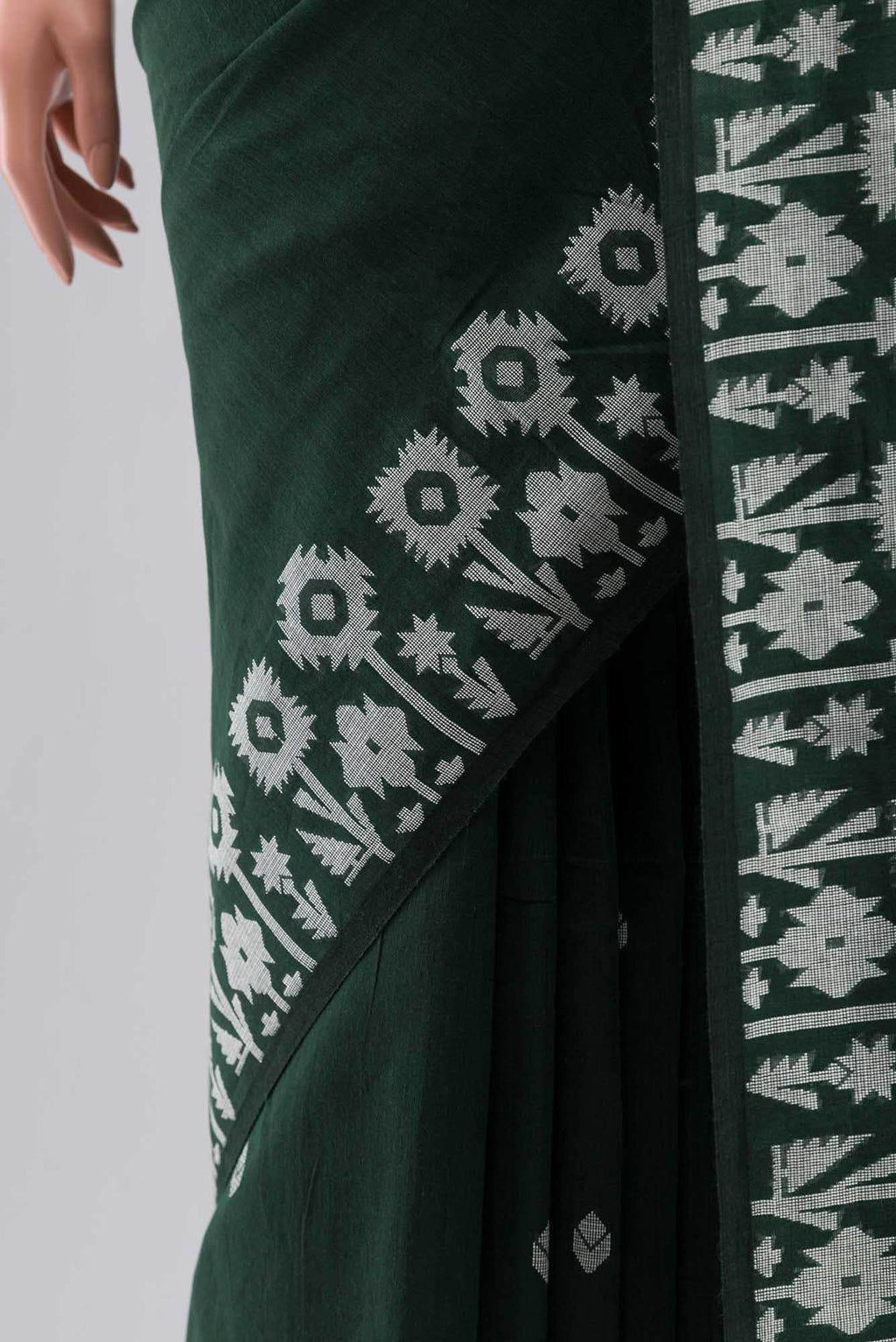 Paromita-Bottle Green Bengal Cotton saree