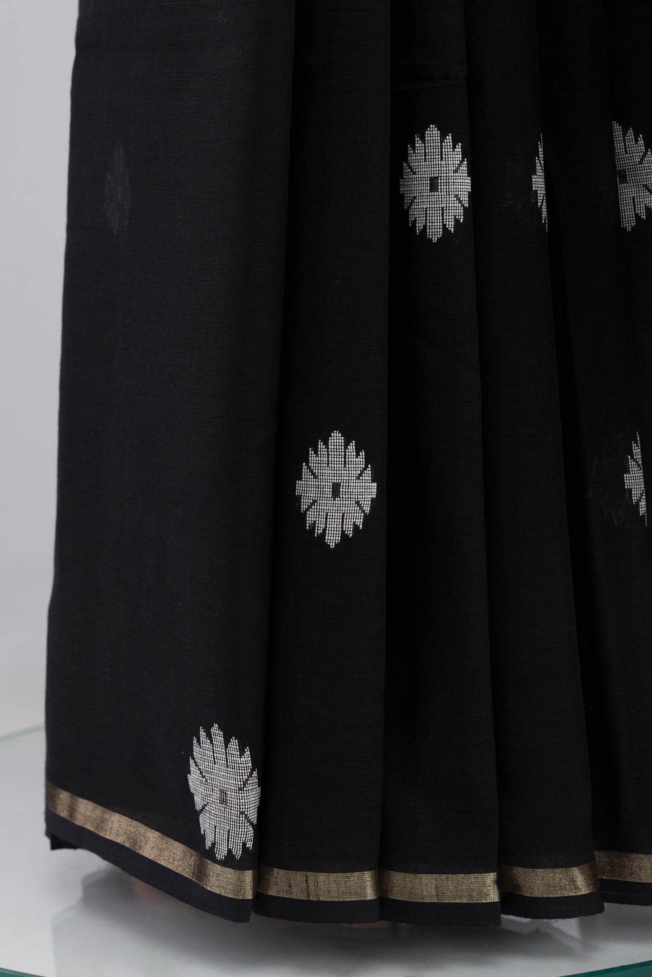 Aaheli-Black Bengal Cotton saree