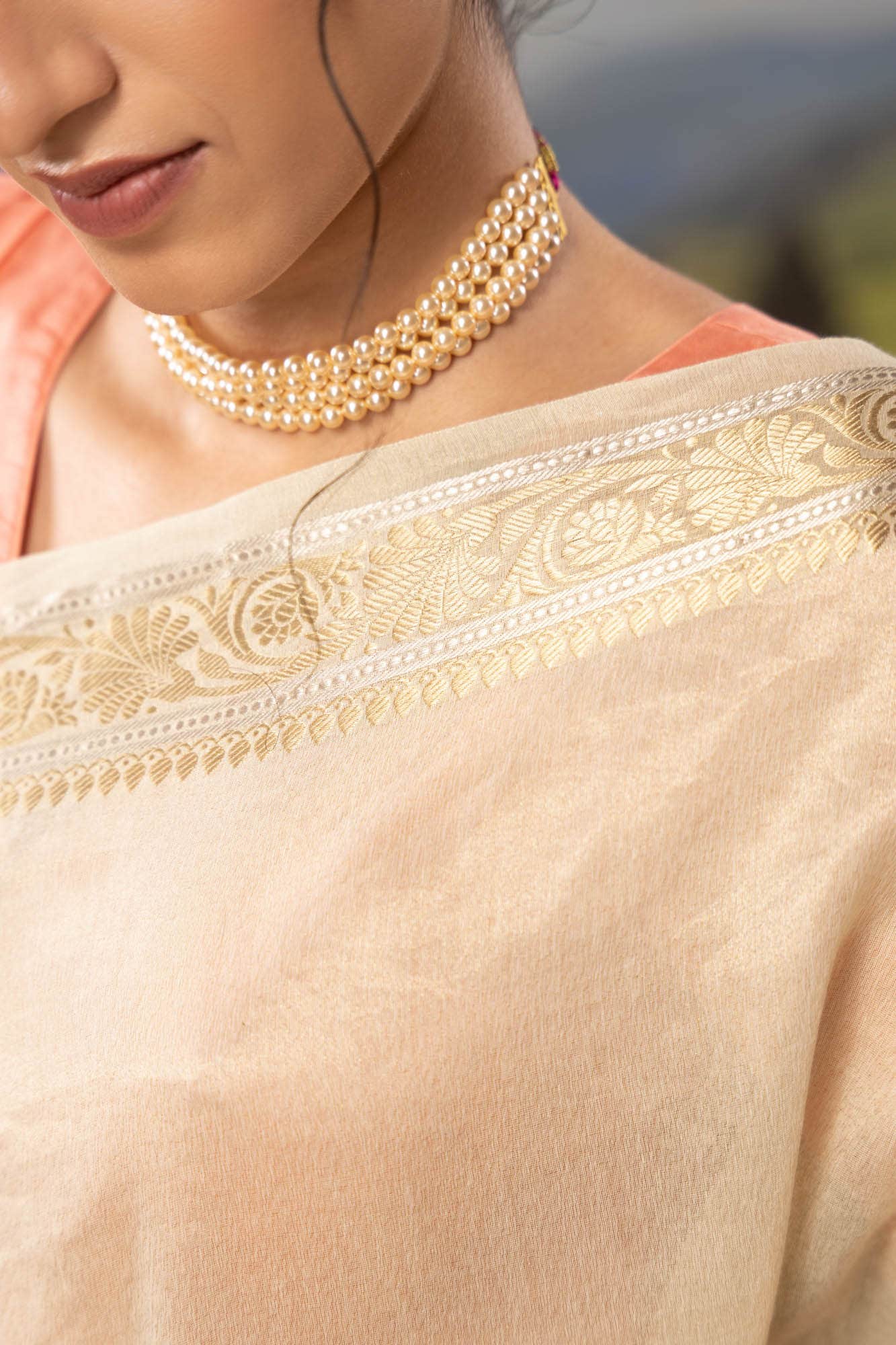 Song of Water Lilies-Beige Cotton Tissue Saree