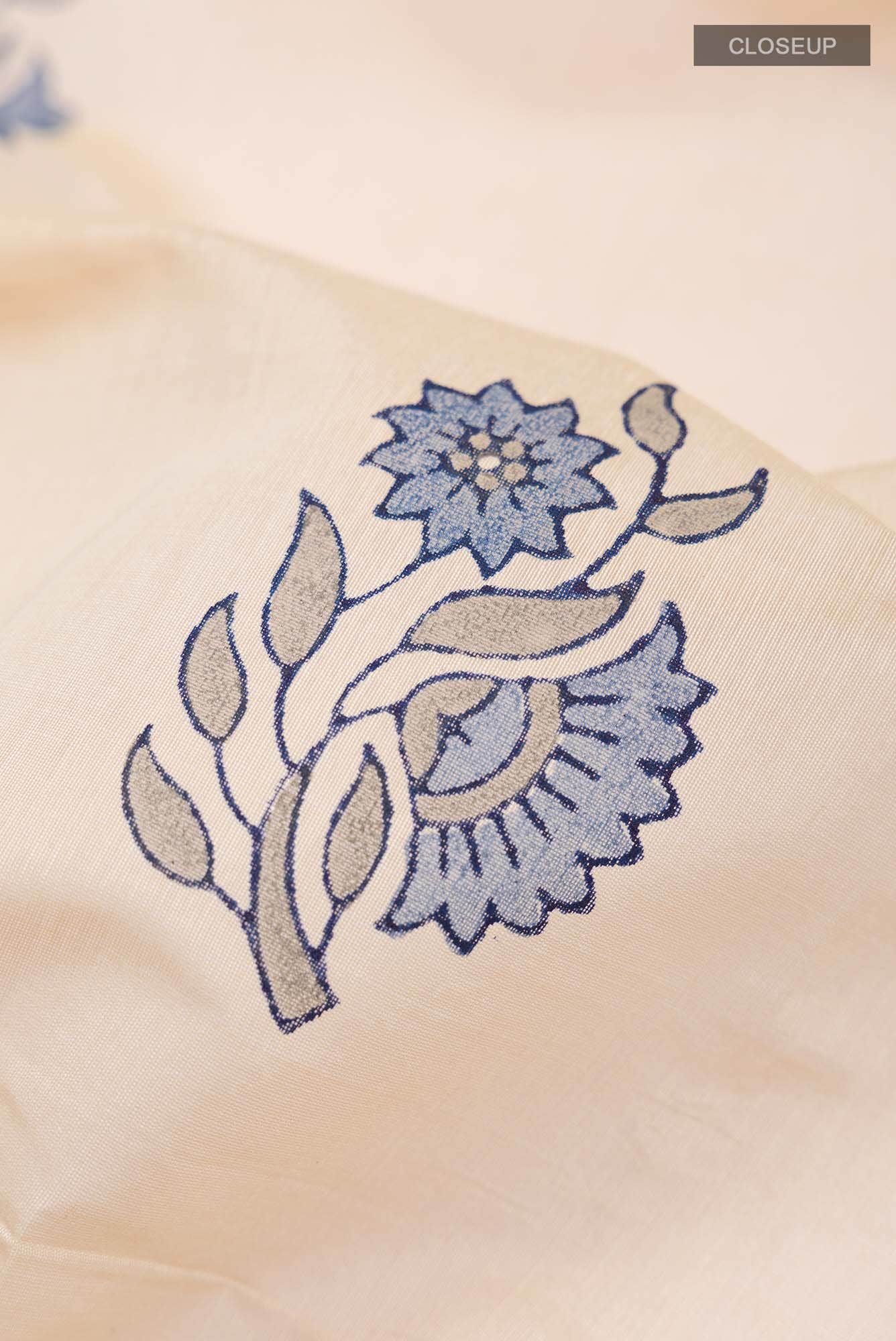 Cream Printed Butta Silk Cotton Saree