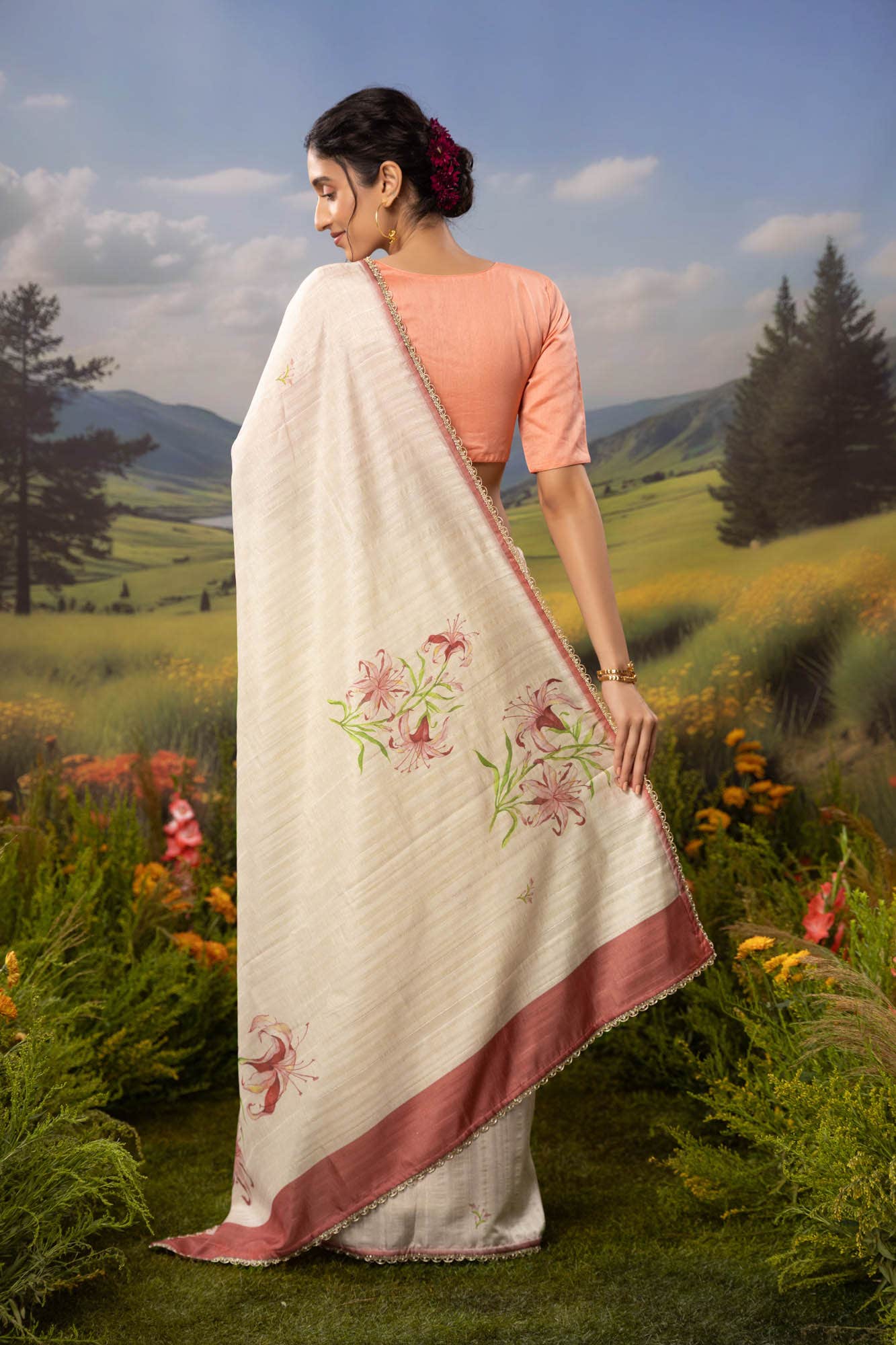 Tempest Lilies-Cream Tussar Silk Saree