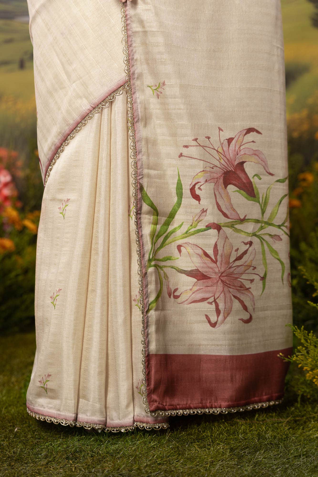 Tempest Lilies-Cream Tussar Silk Saree