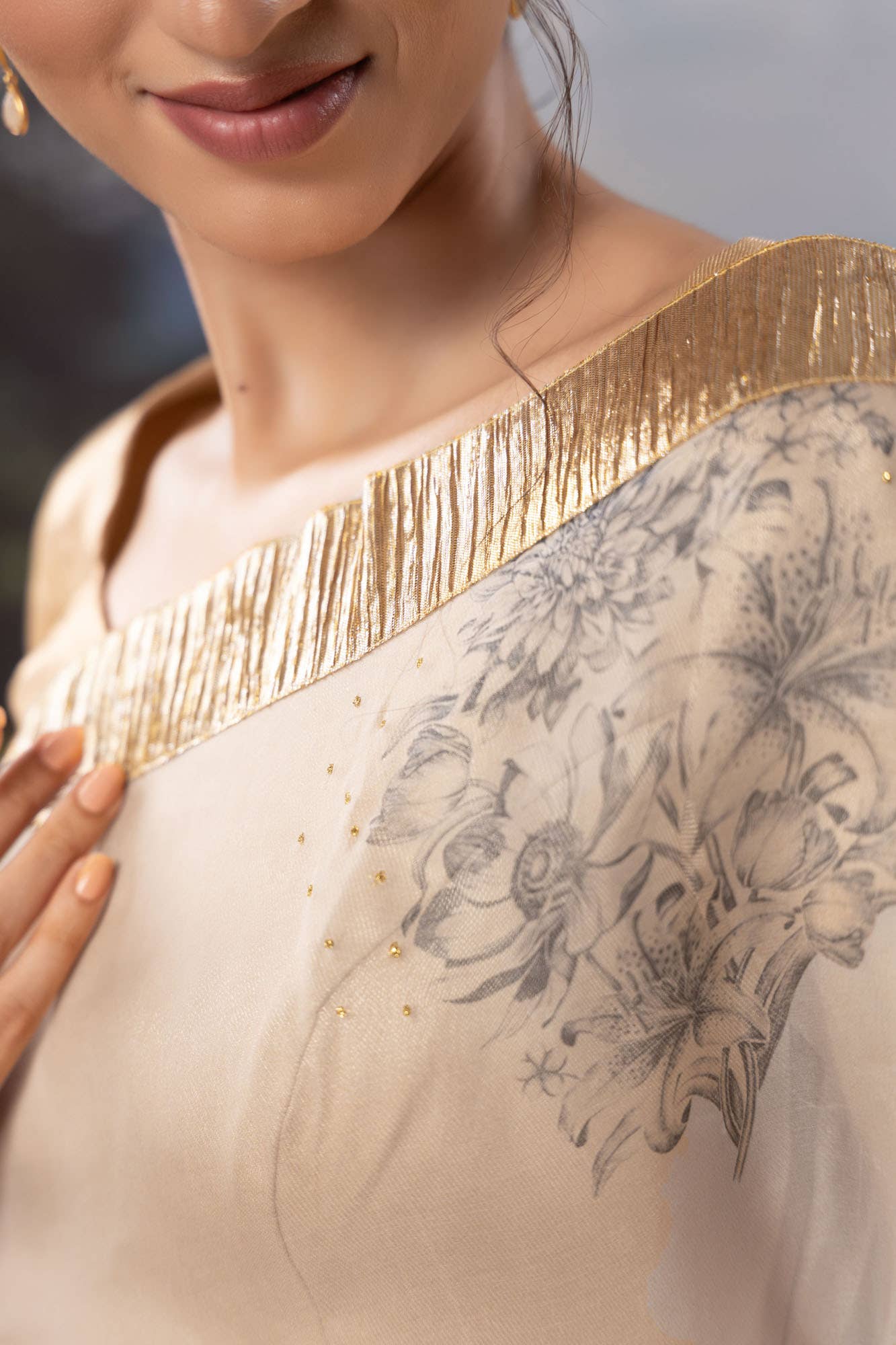 Etched in Gold-Off White Pure Organza Silk Saree