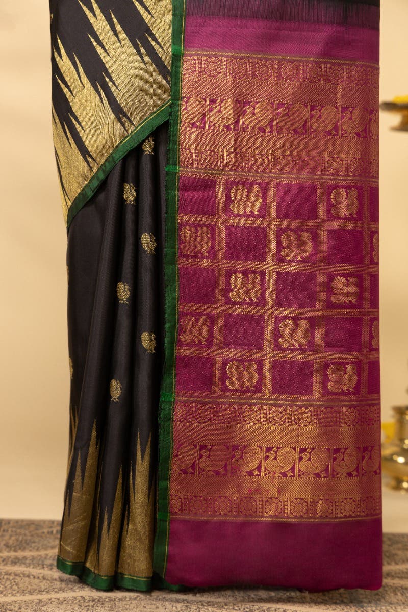 Aishwaryam-Black Kanchipuram Silk Saree