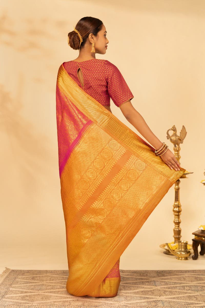 Sundiri-Pink Kanchipuram Silk Saree