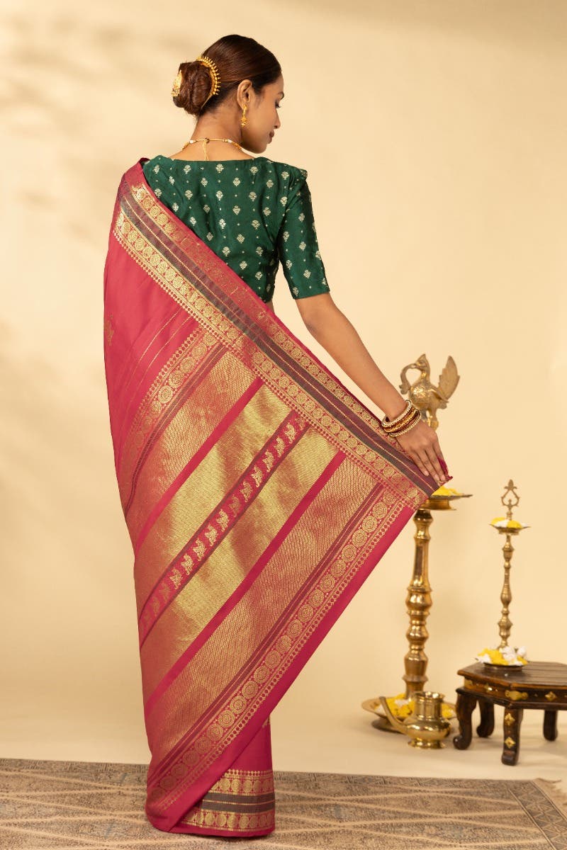 Madhuvam-Red Kanchipuram Silk Saree