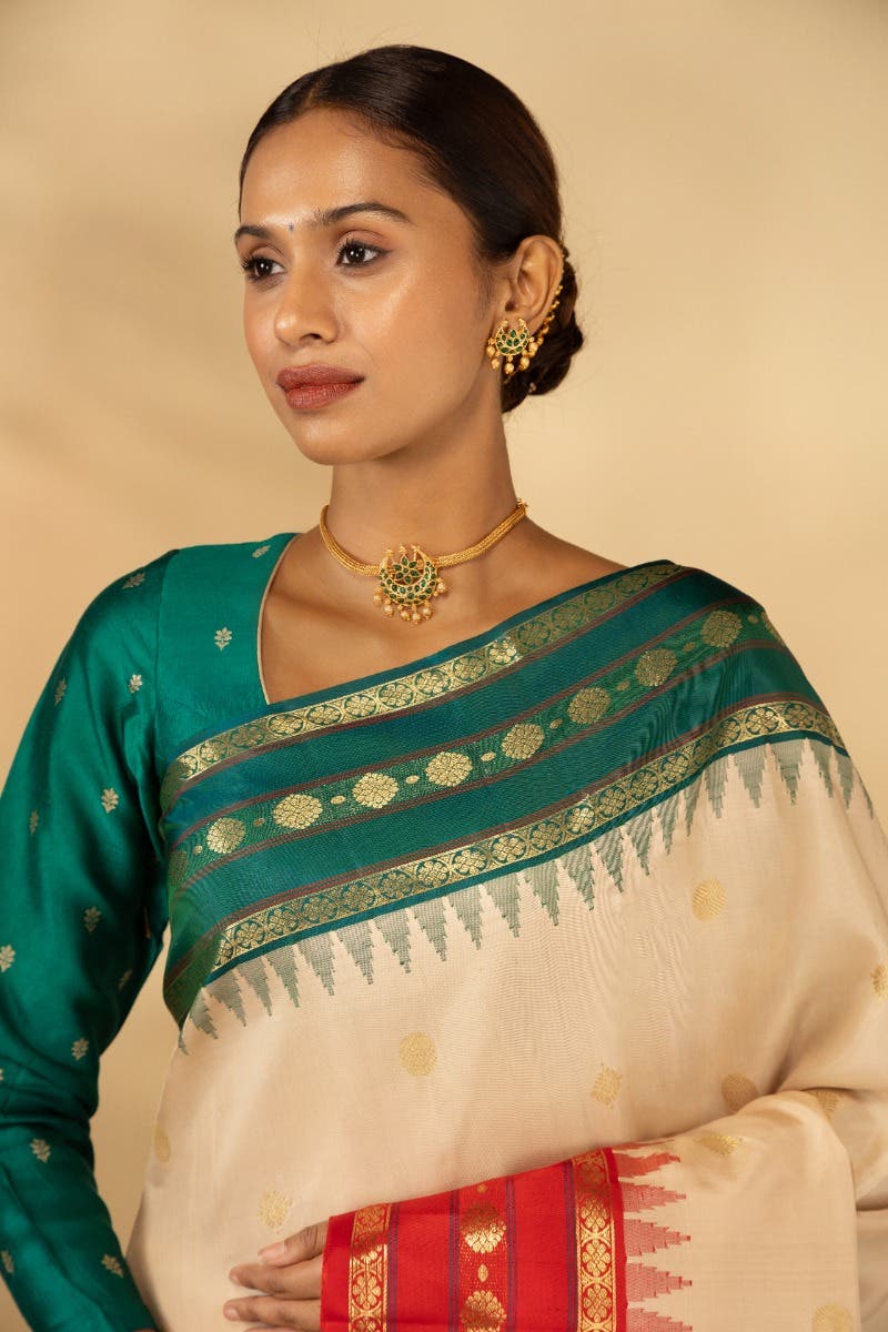 Kamalam-Off White Kanchipuram Silk Saree