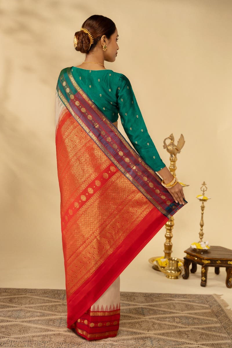 Kamalam-Off White Kanchipuram Silk Saree