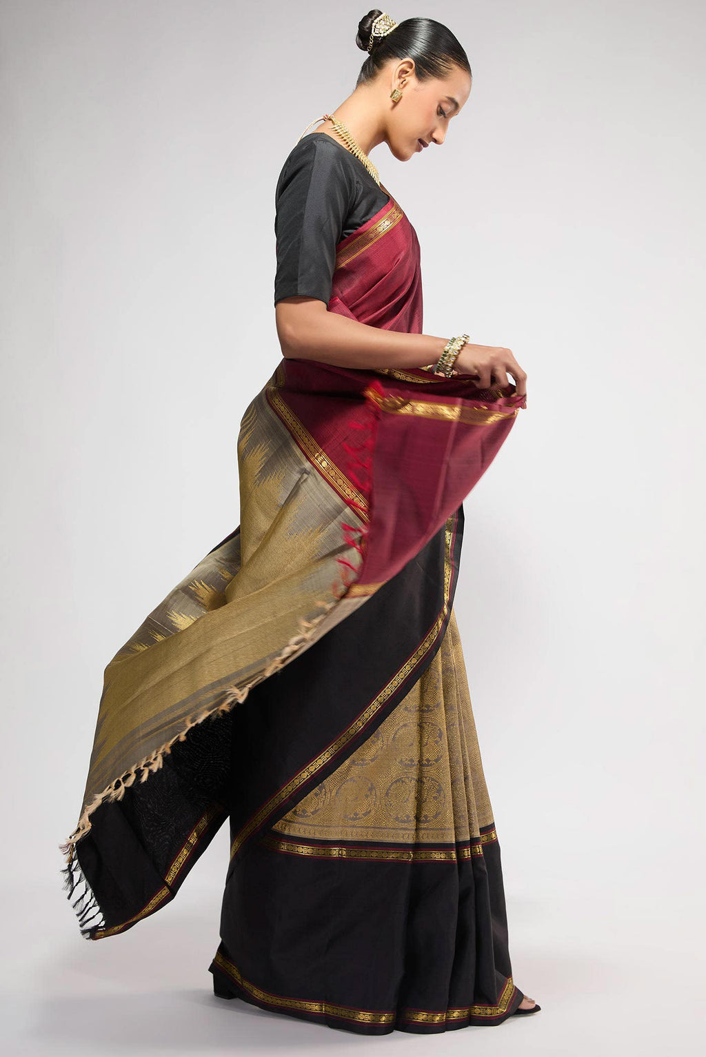Nritya-Pure Silk Pure Gold Zari Grey Kanchipuram Saree