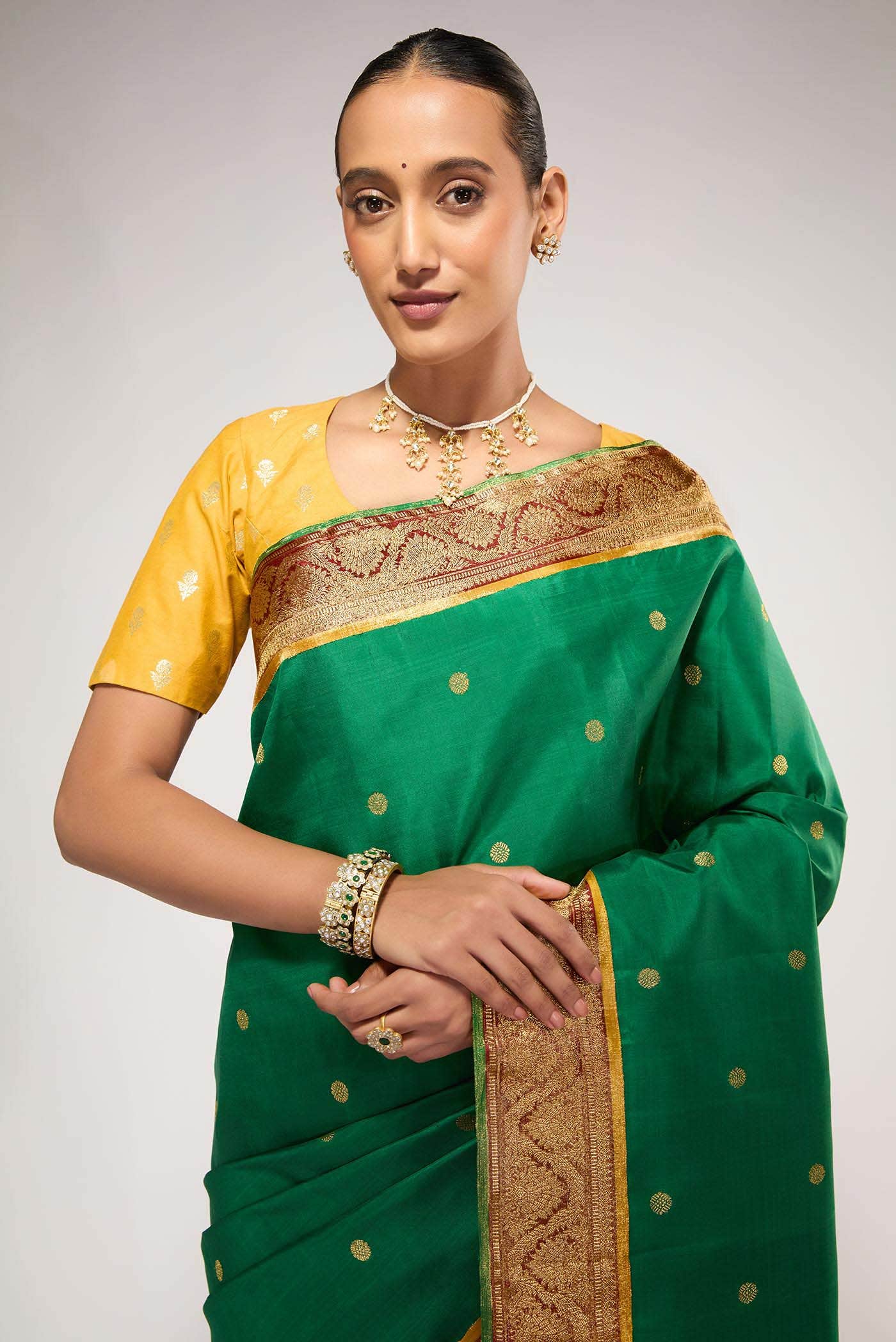Suvarna-Pure Silk Pure Gold Zari Green Kanchipuram Saree