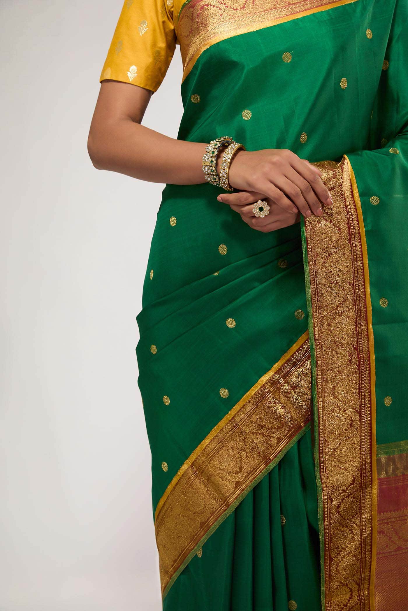 Suvarna-Pure Silk Pure Gold Zari Green Kanchipuram Saree