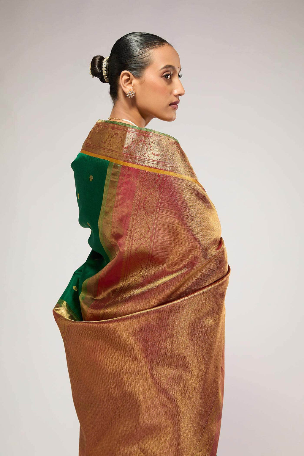 Suvarna-Pure Silk Pure Gold Zari Green Kanchipuram Saree