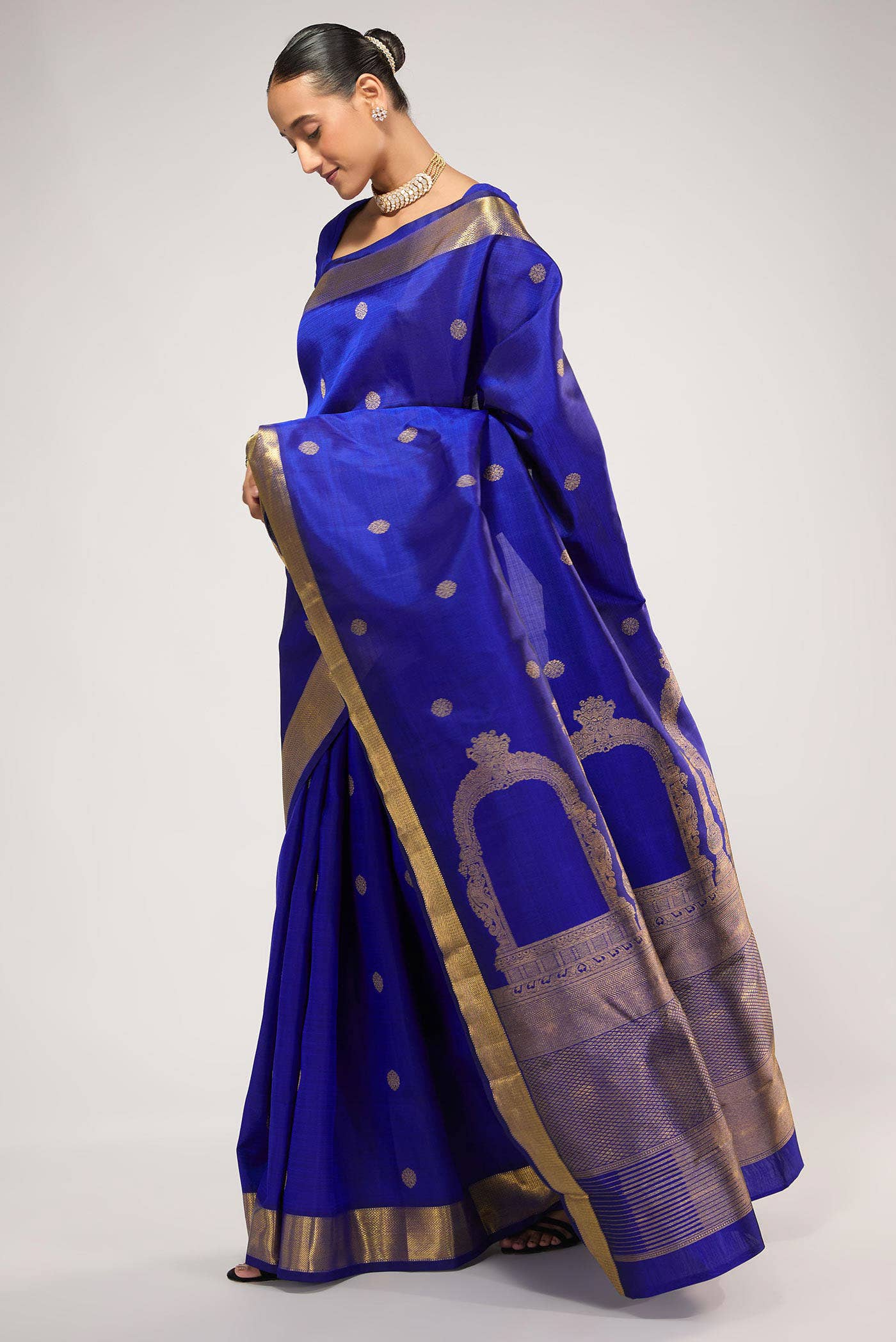 Thiruvakshi-Pure Silk Pure Gold Zari Blue Kanchipuram Saree