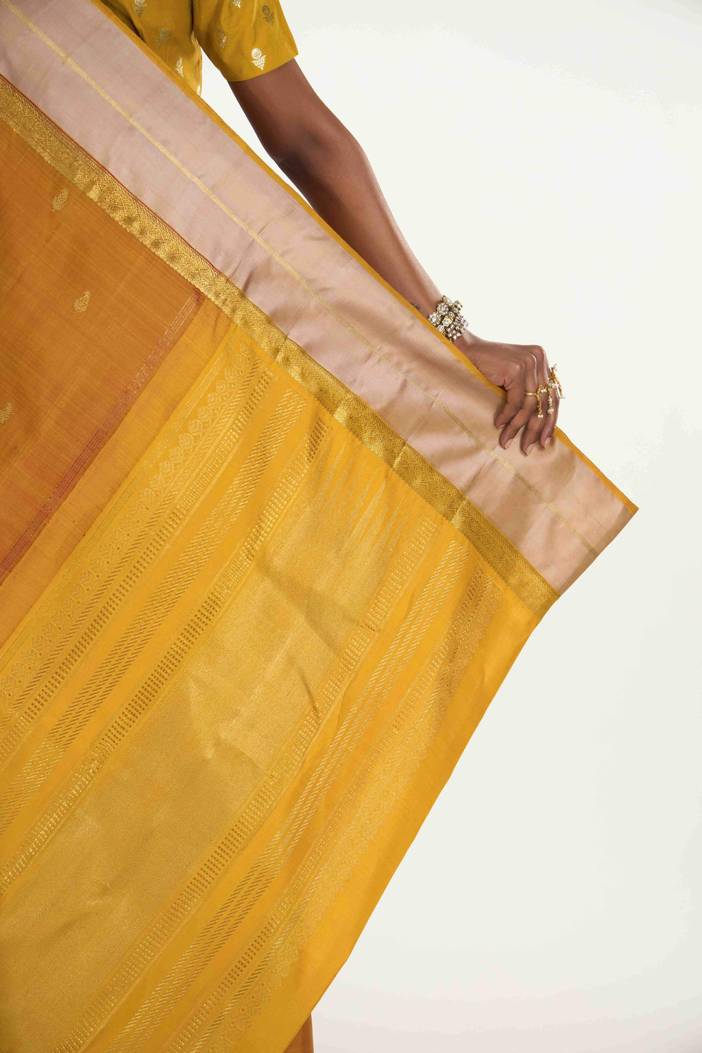 Varnika-Pure Silk Pure Gold Zari Yellow with Pink Dual Tone Kanchipuram Saree