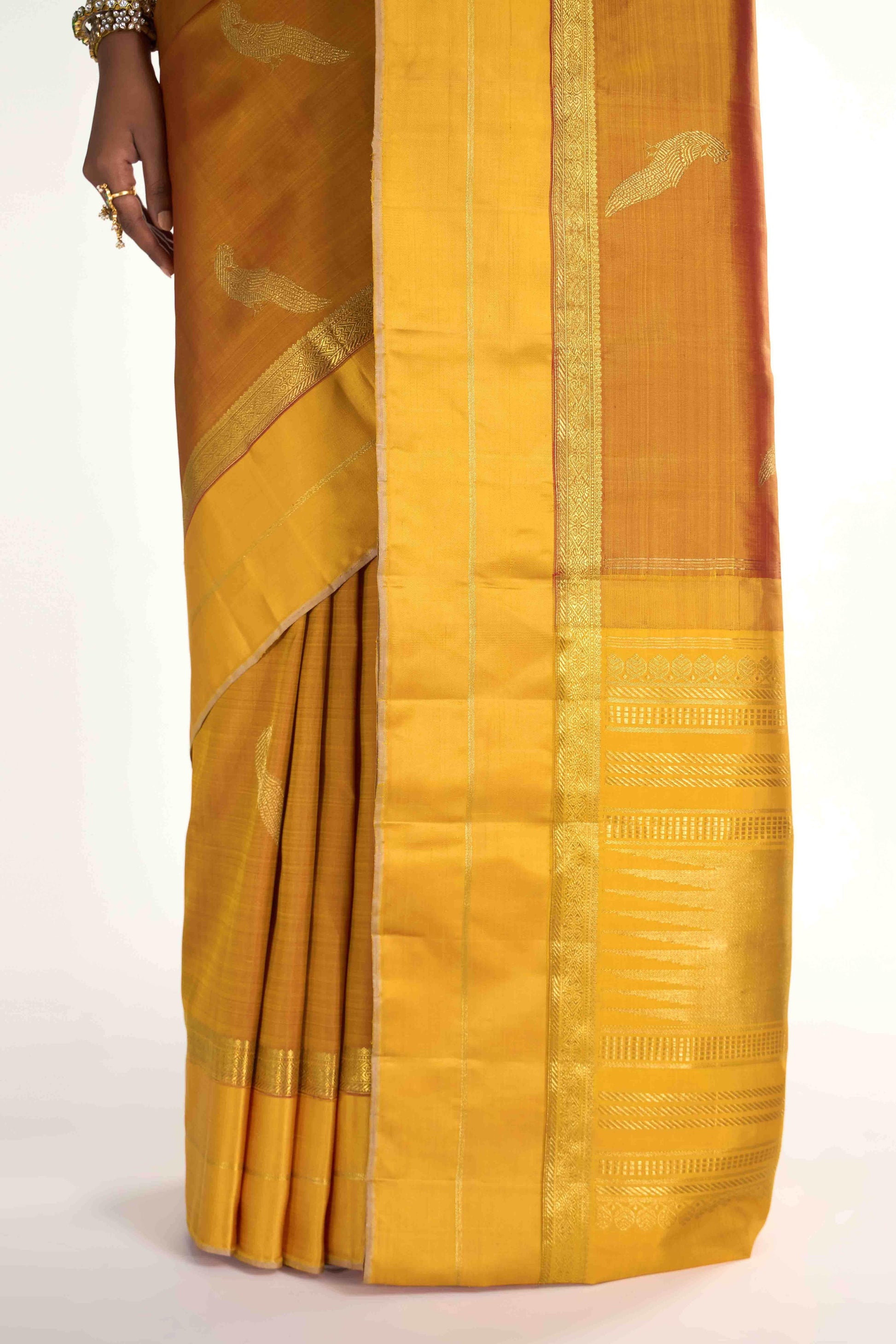 Varnika-Pure Silk Pure Gold Zari Yellow with Pink Dual Tone Kanchipuram Saree