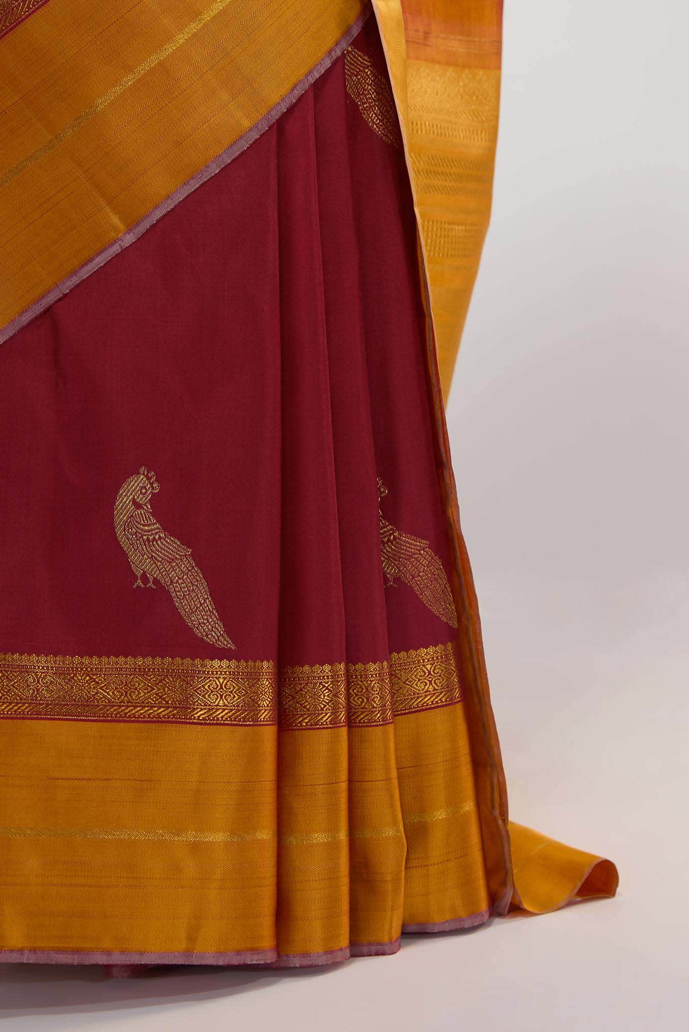 Varnika-Pure Silk Pure Gold Zari Red Kanchipuram Saree