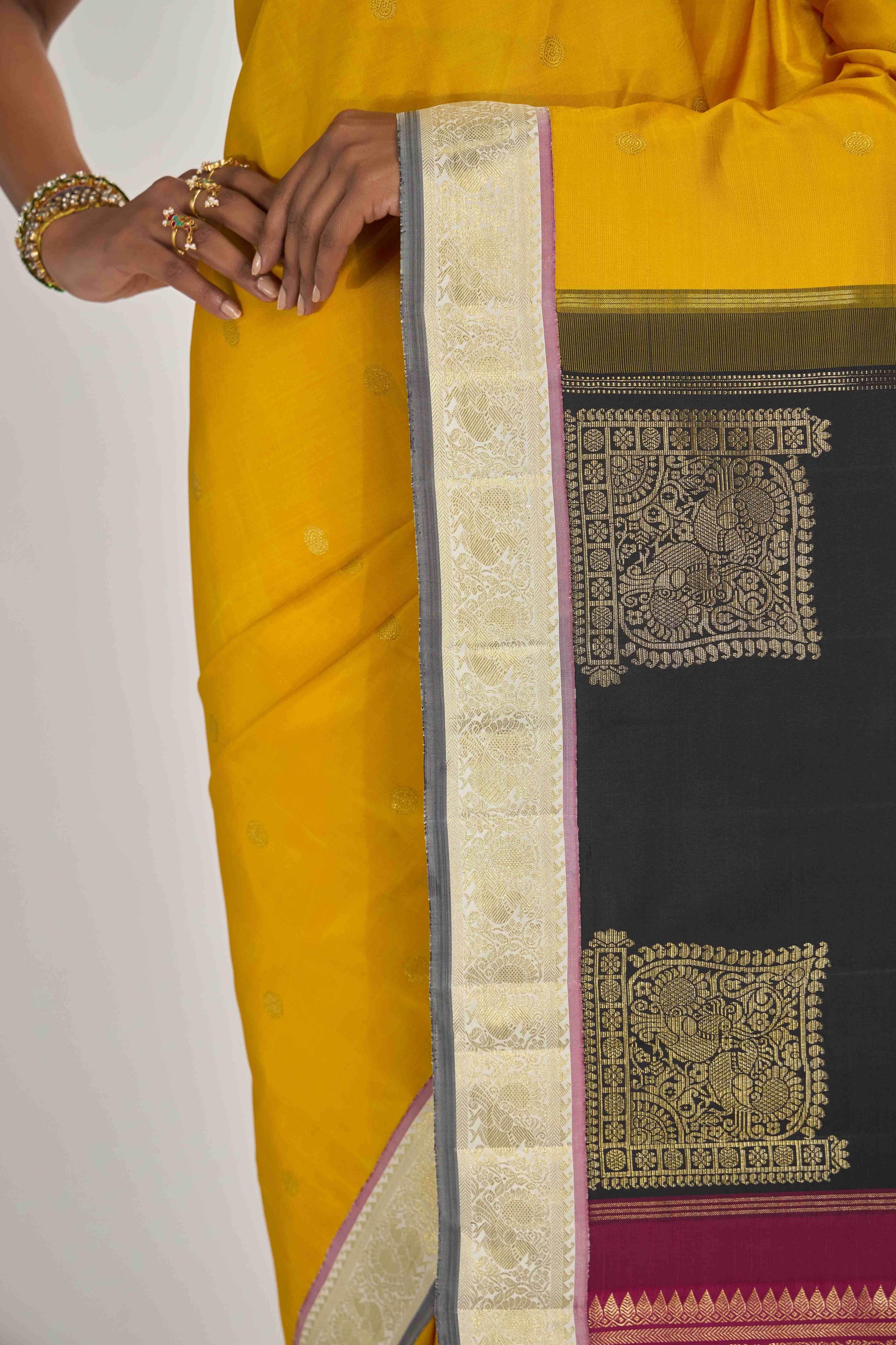 Dvisha-Pure Silk Pure Gold Zari Mustard Yellow Kanchipuram Saree