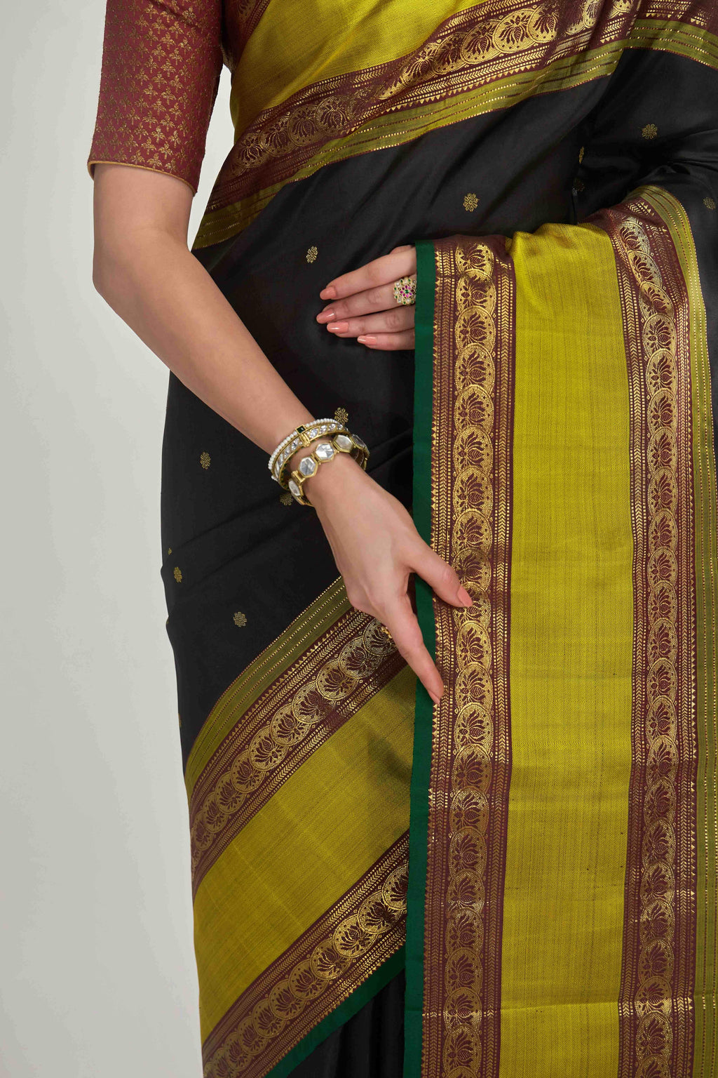 Tamira-Pure Silk Pure Gold Zari Black Kanchipuram Saree