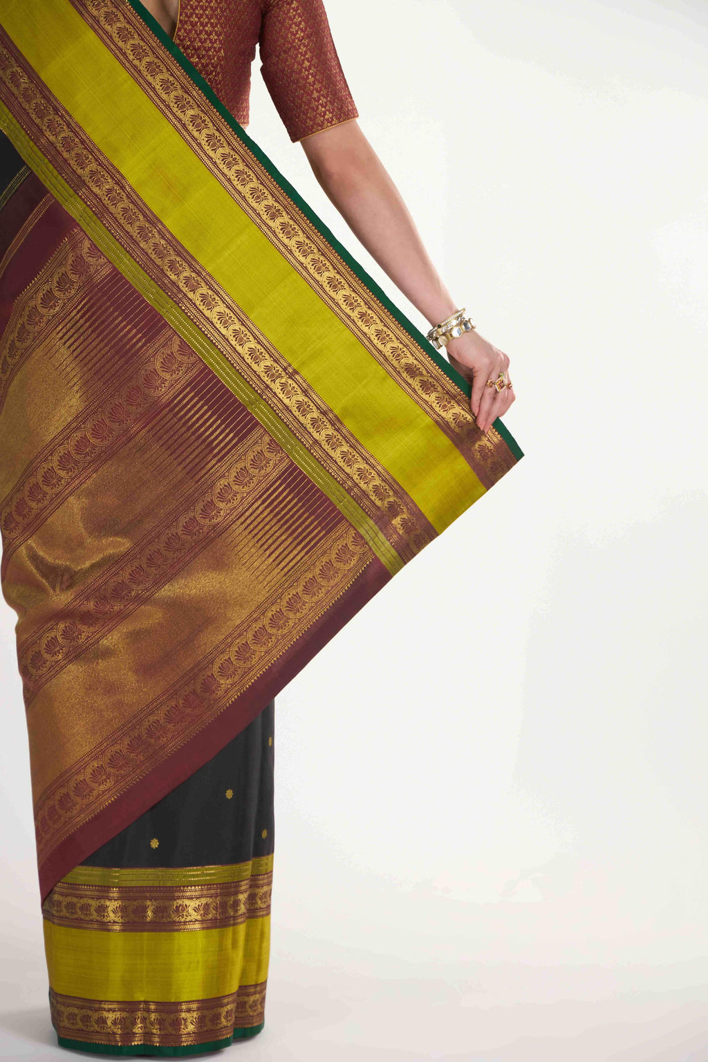 Tamira-Pure Silk Pure Gold Zari Black Kanchipuram Saree