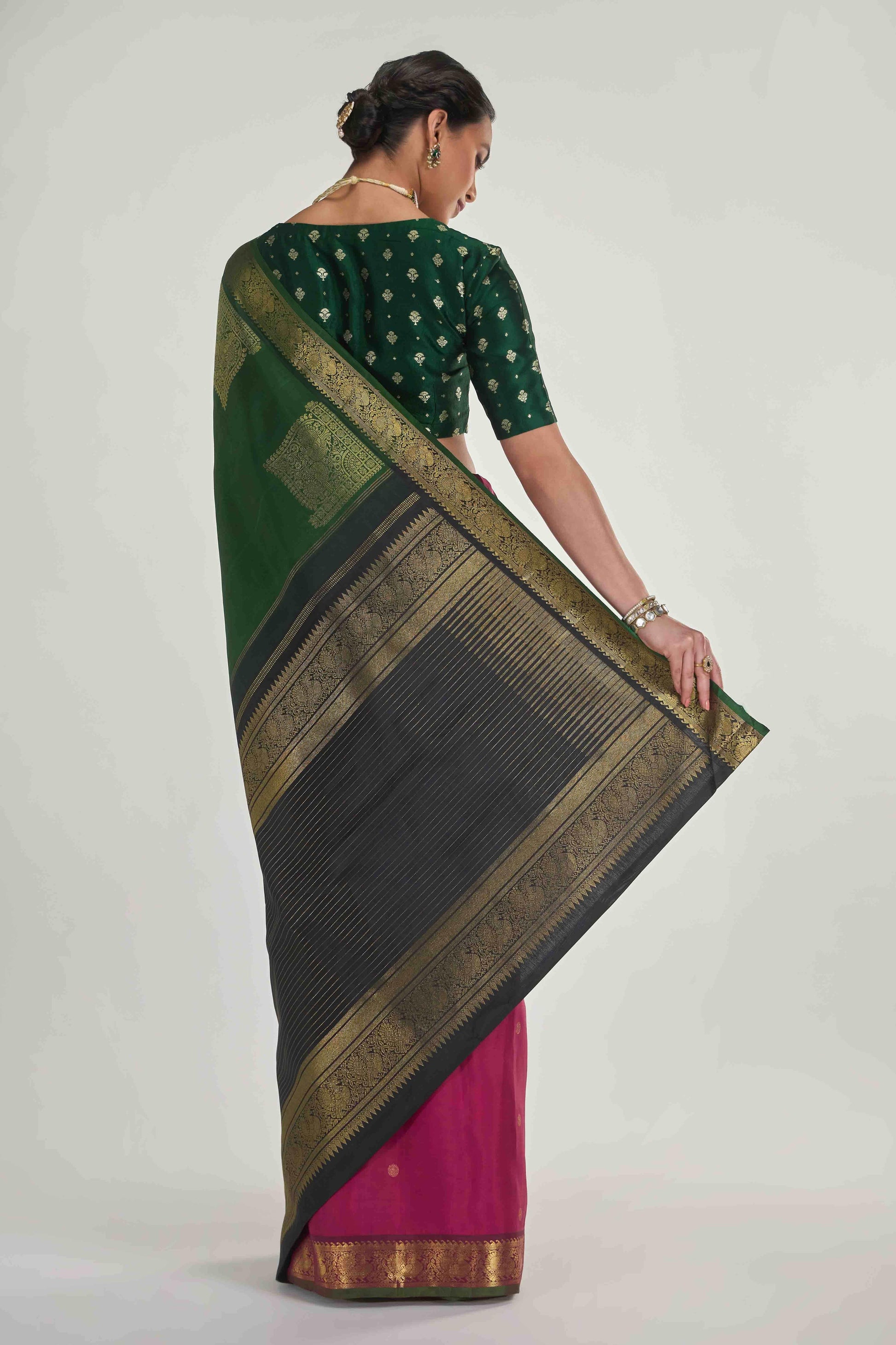 Dvisha-Pure Silk Pure Gold Zari Arraku Red Kanchipuram Saree