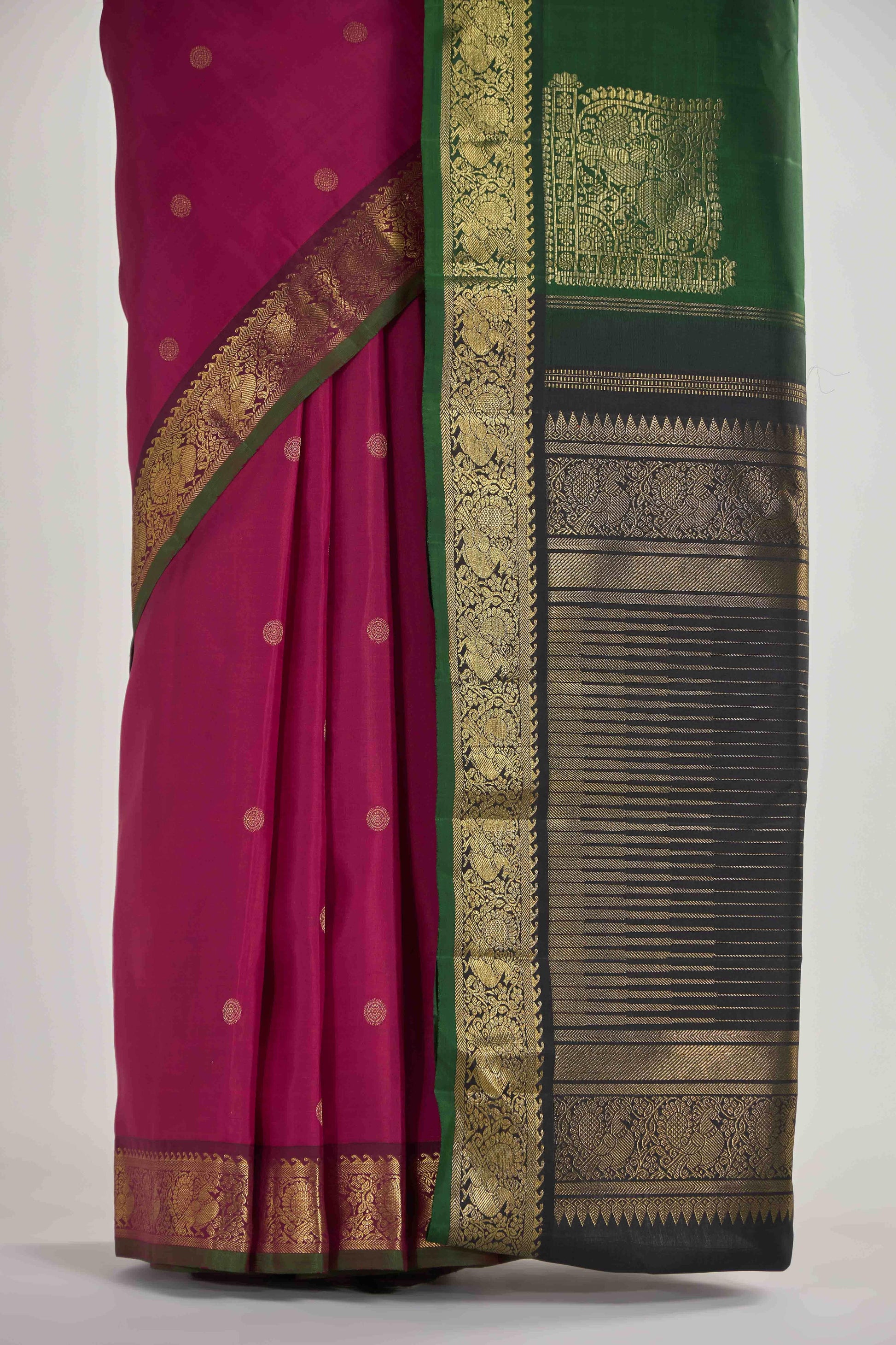 Dvisha-Pure Silk Pure Gold Zari Arraku Red Kanchipuram Saree
