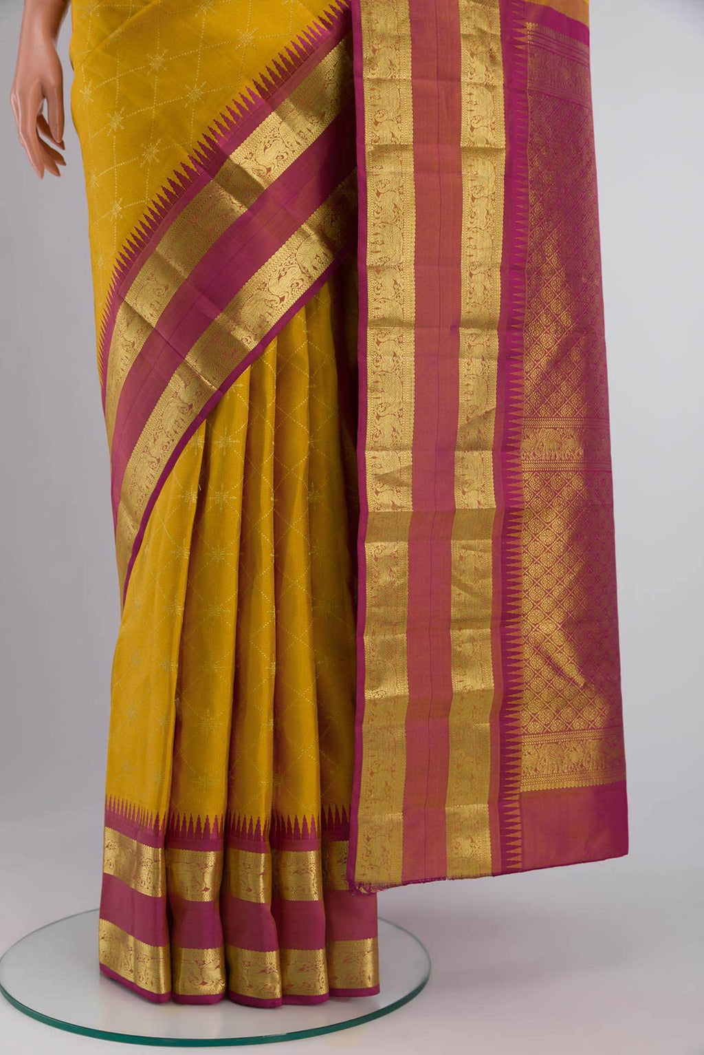 Vaidehi-Mustard Yellow Kanchipuram Silk Saree