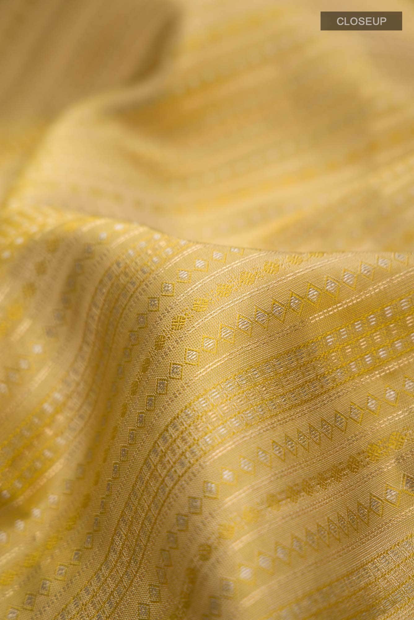 Beige with Green Dual Tone Kanchipuram Silk Saree
