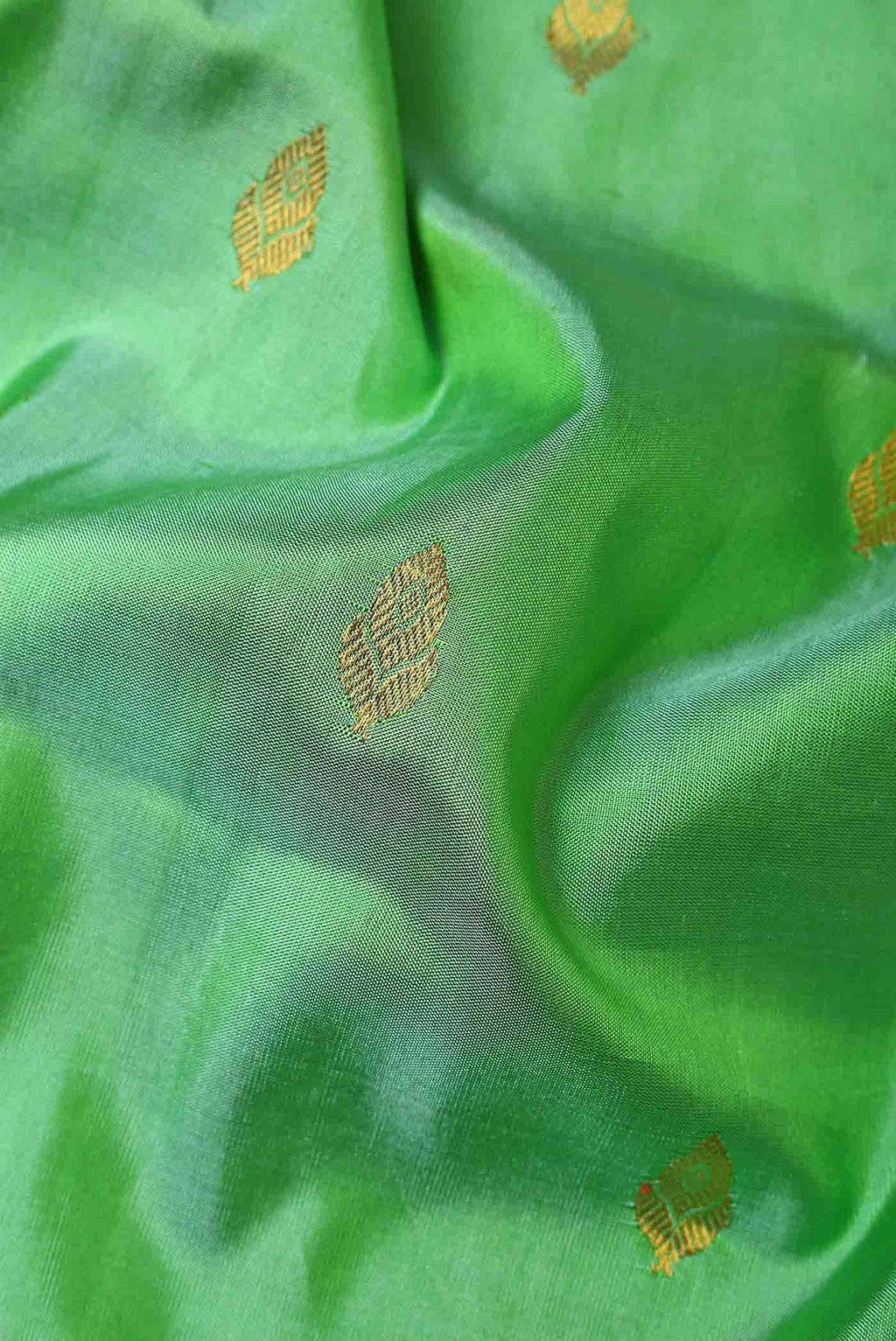 Green Gadwal Silk Saree
