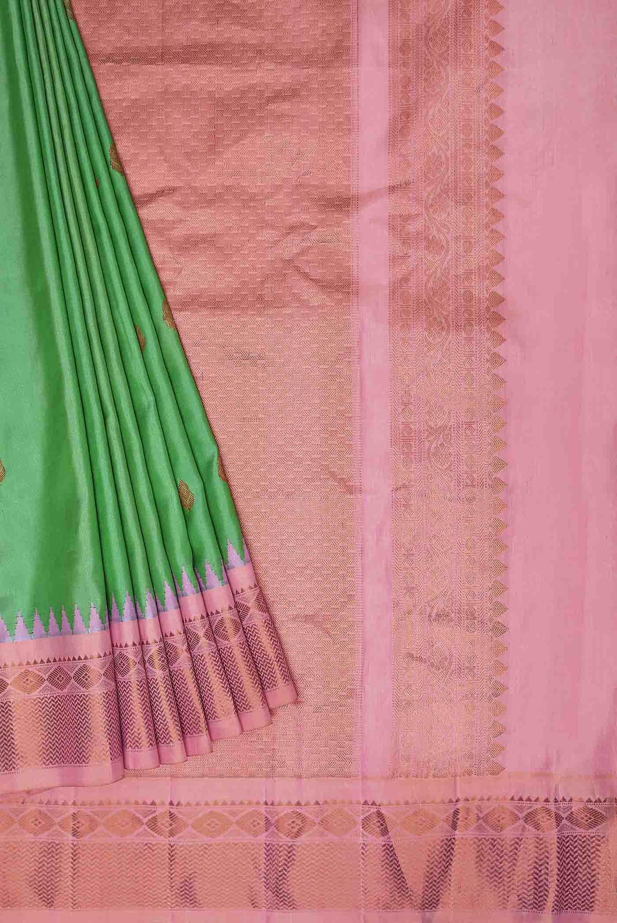 Green Gadwal Silk Saree