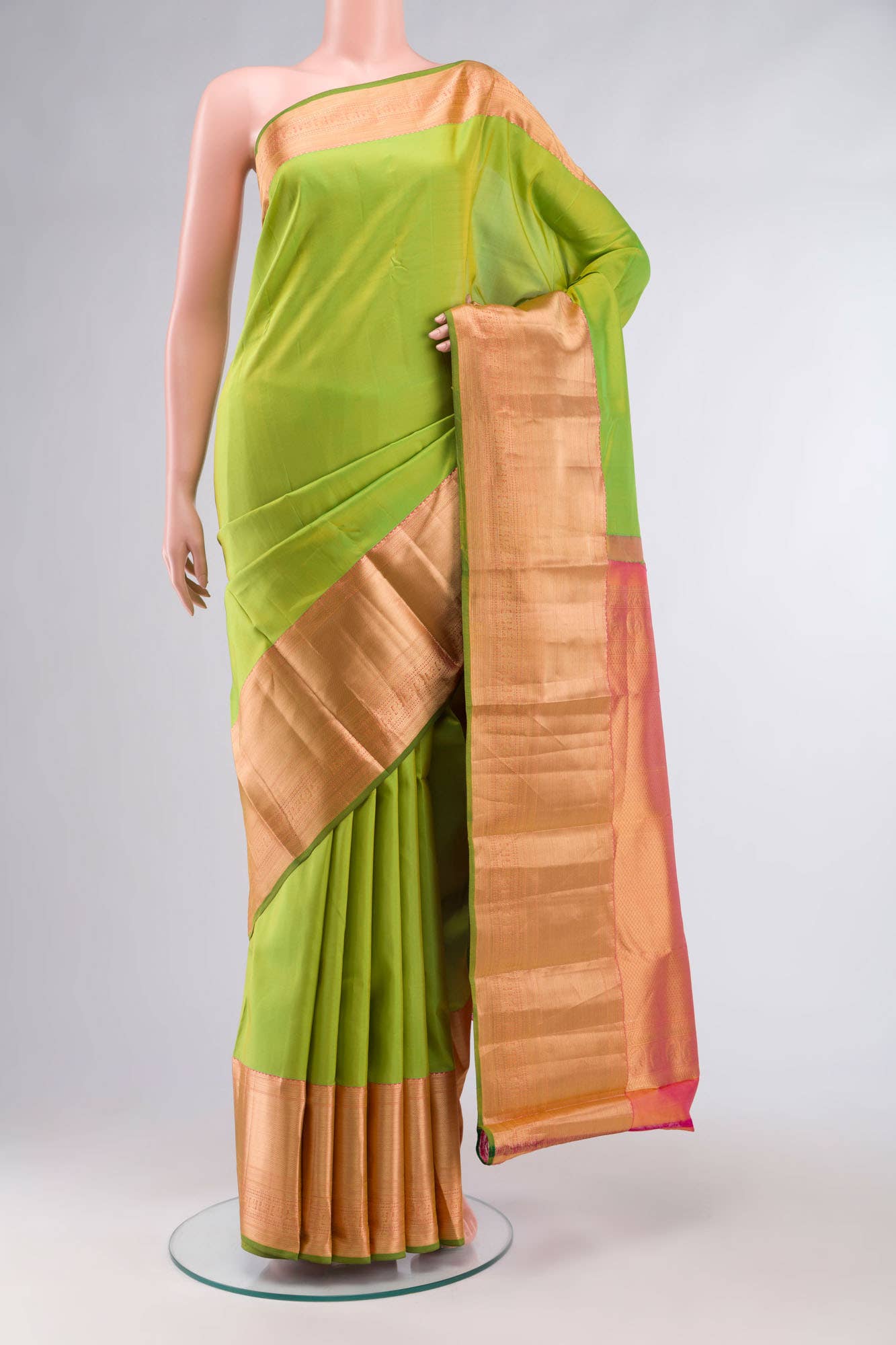 Mehandi Green Kanchipuram Silk Saree