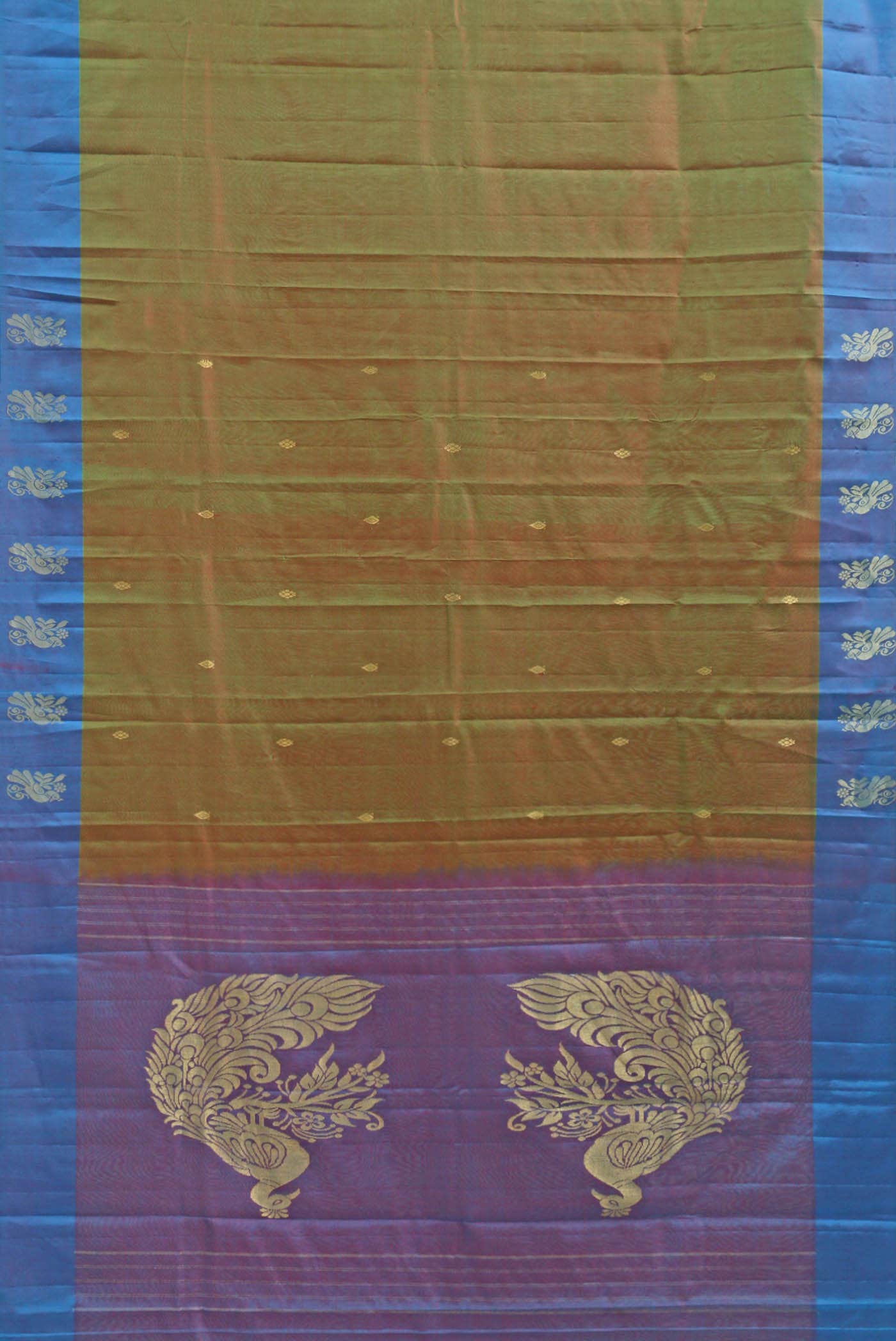 Green with Red Dual Tone Kanchipuram Silk Saree