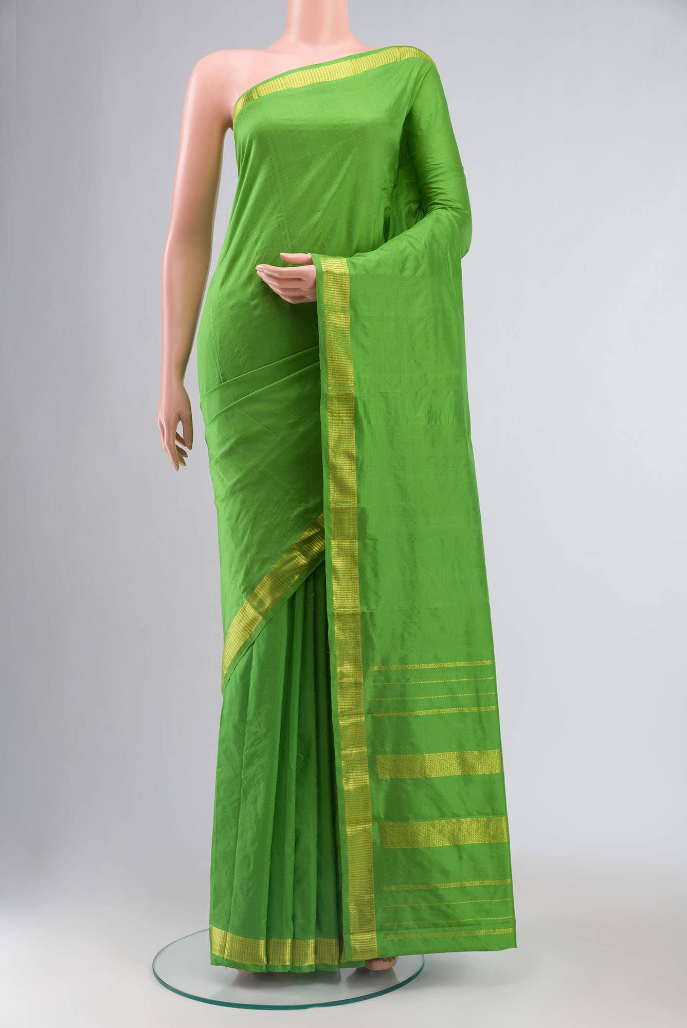 Parrot Green Kanchipuram Silk Saree