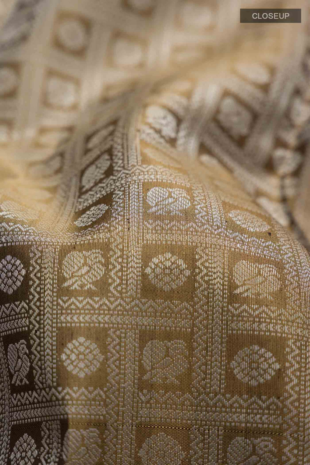 Mehandi Green Kanchipuram Silk Saree