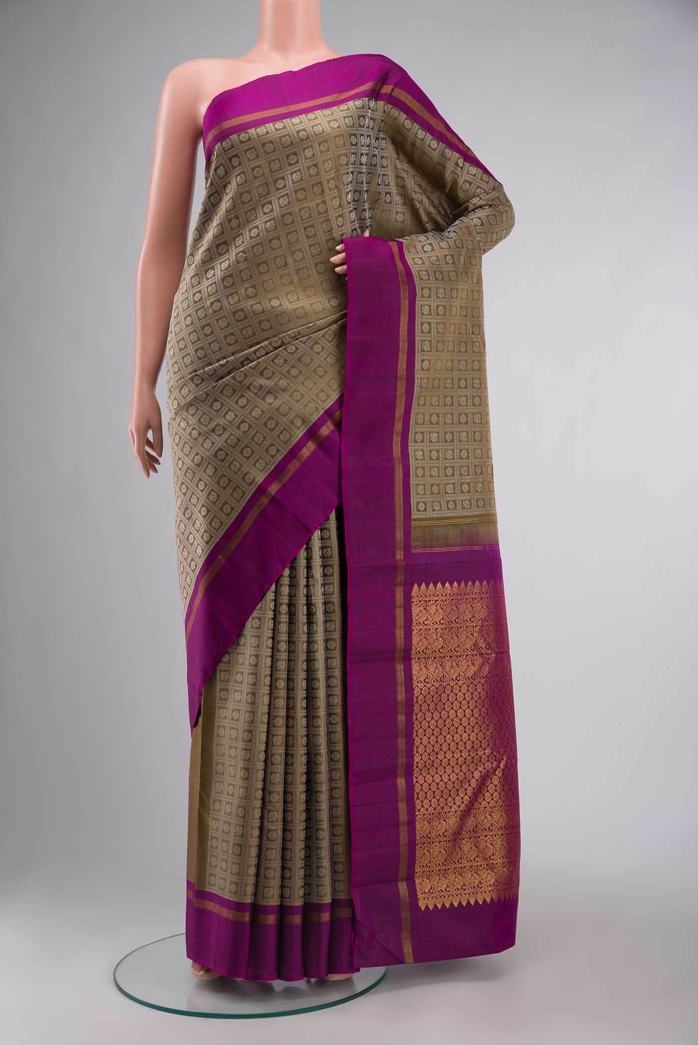Mehandi Green Kanchipuram Silk Saree